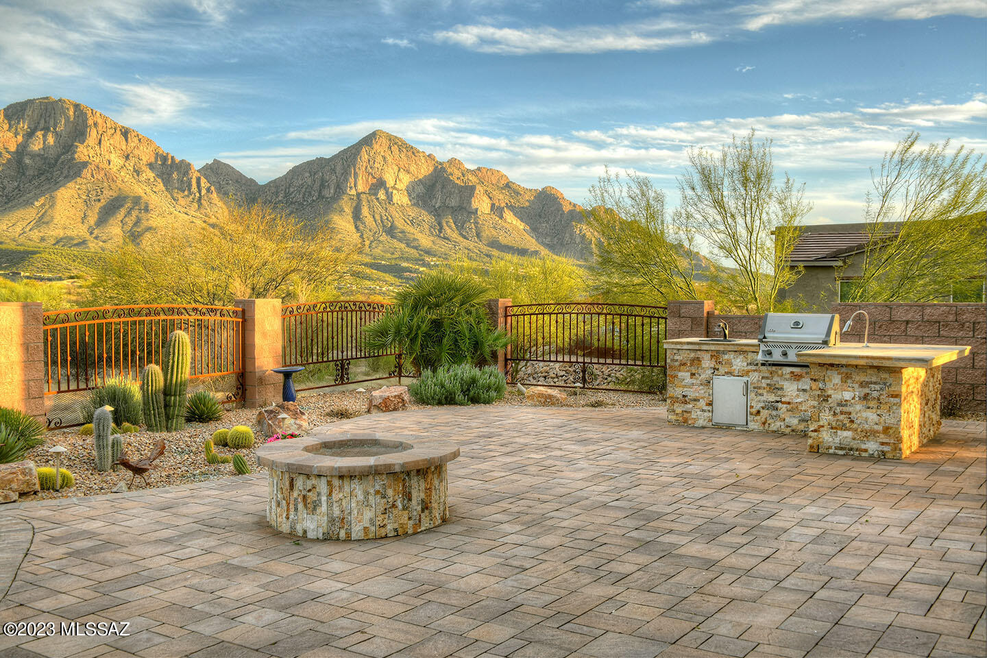 Sanctuary At Silverhawke - Residential