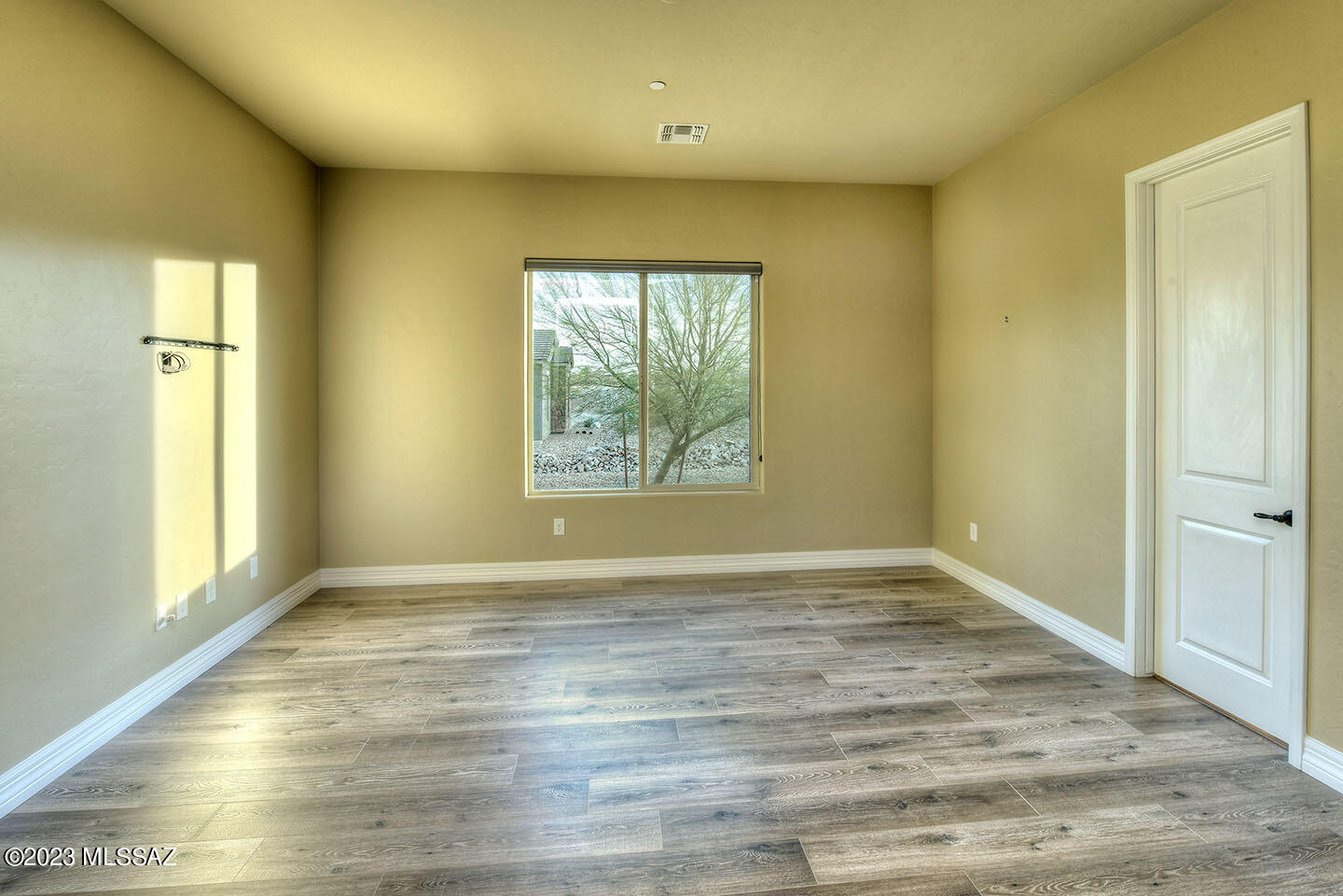 Sanctuary At Silverhawke - Residential