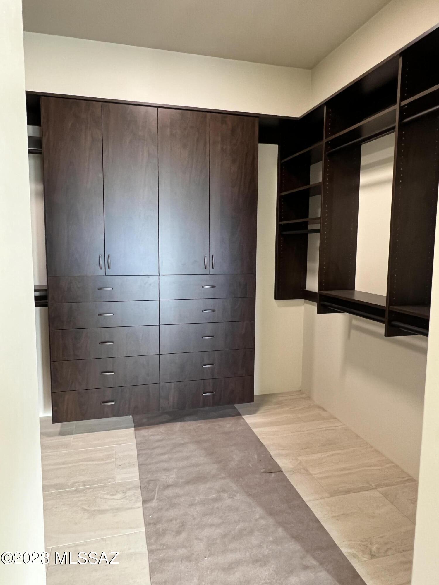 Stone Canyon III - Residential