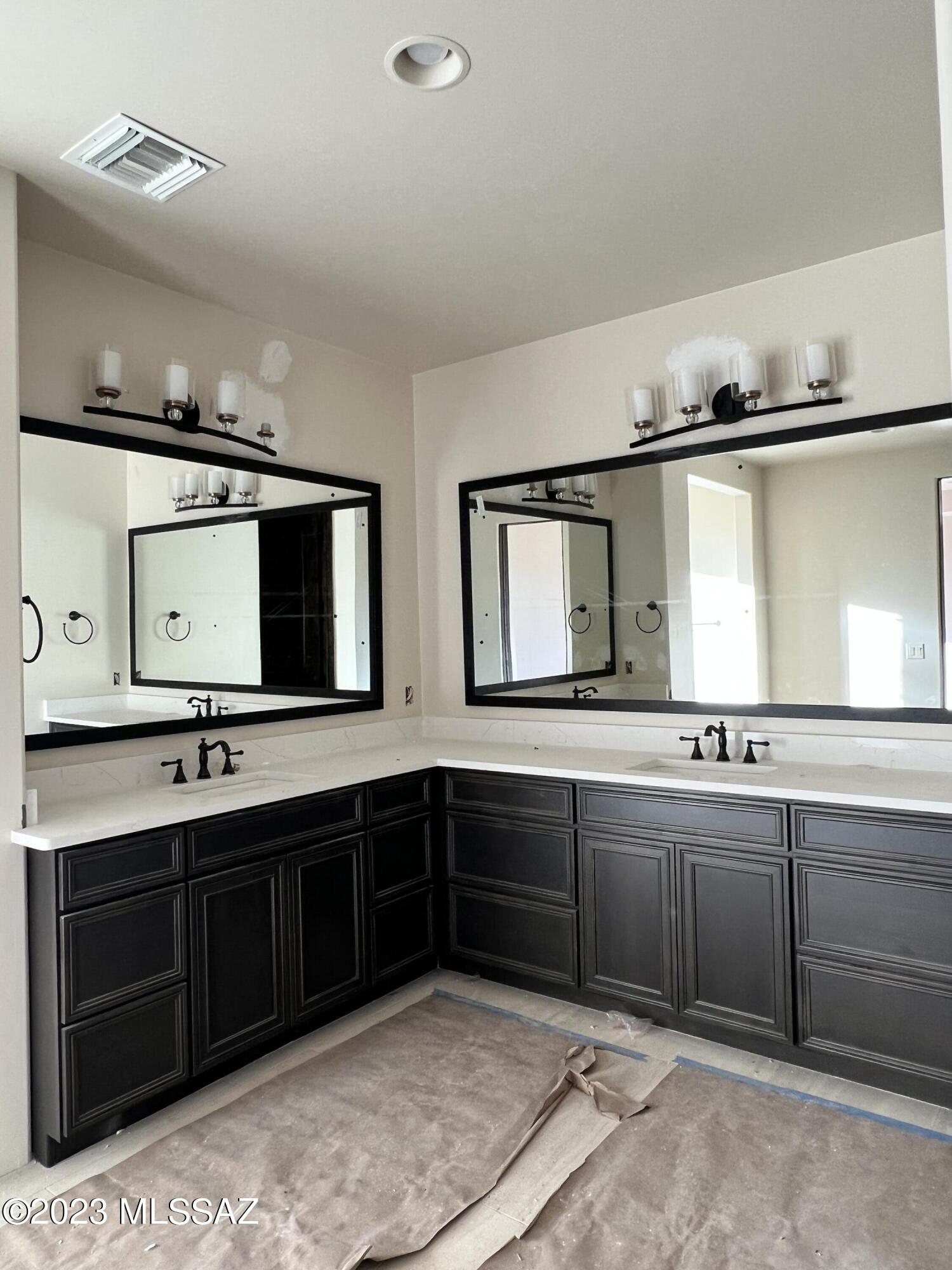 Stone Canyon III - Residential