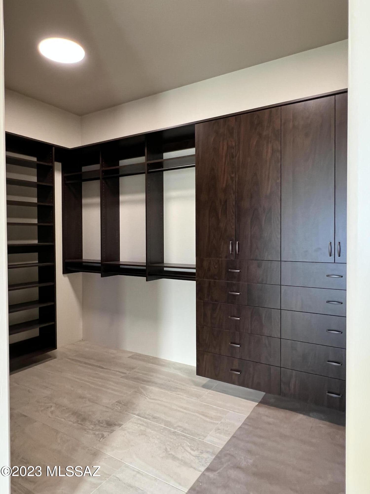 Stone Canyon III - Residential