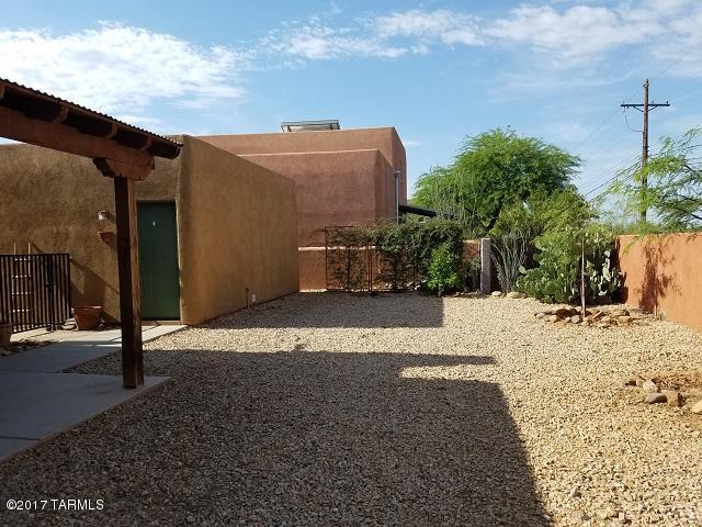 Civano 1 (166-527) - Residential Lease