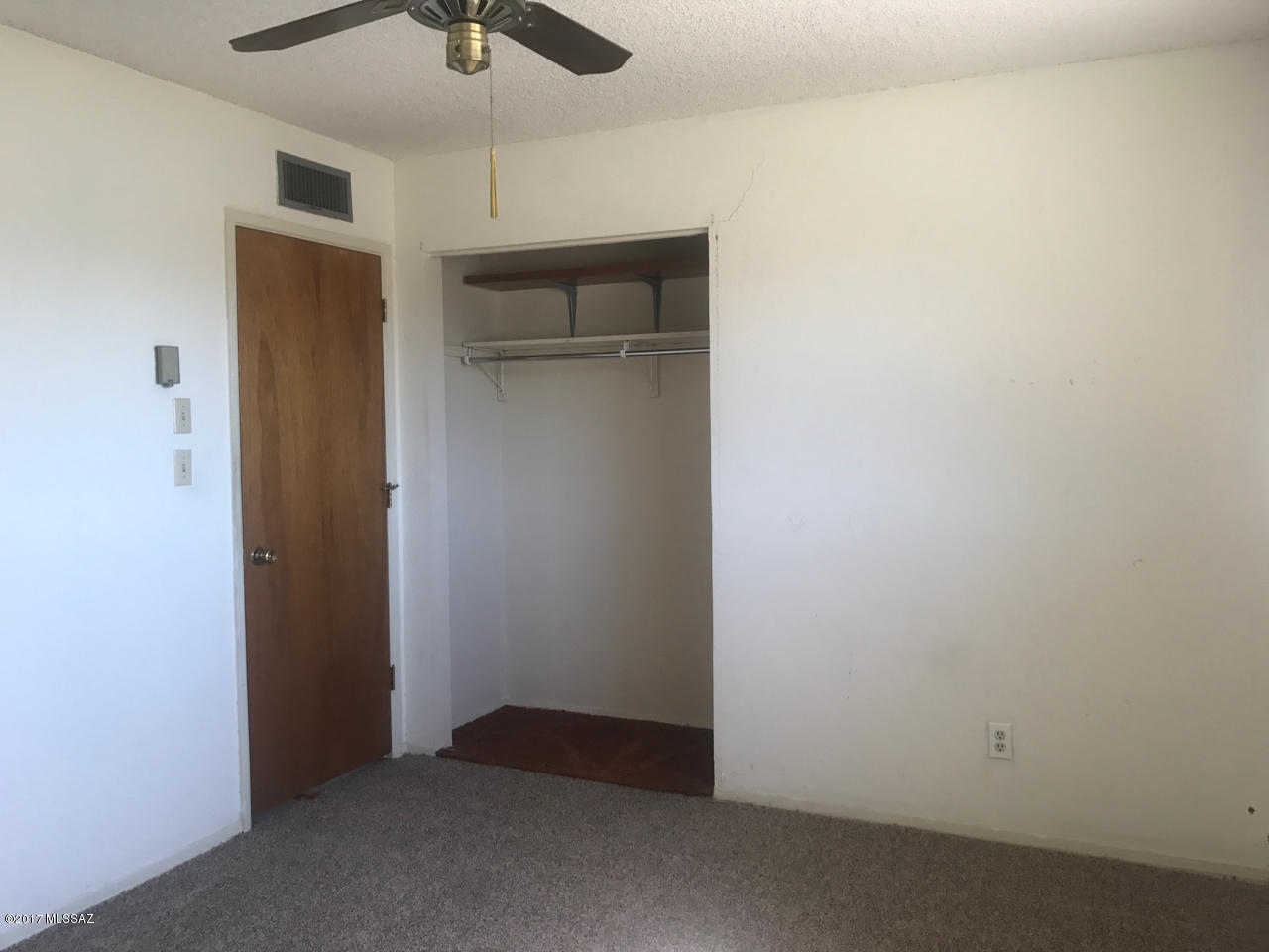 Mescal Lakes - Residential