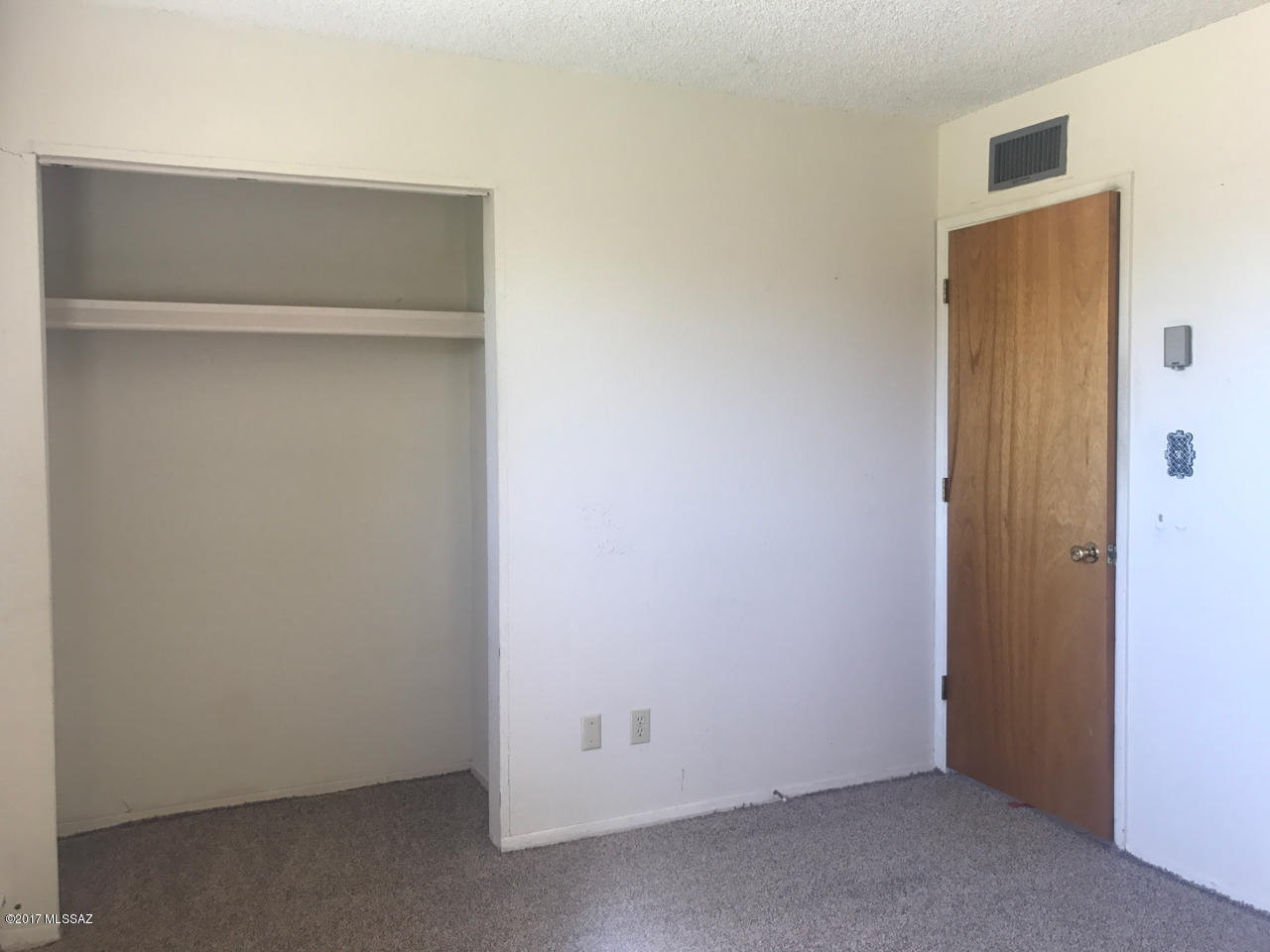 Mescal Lakes - Residential