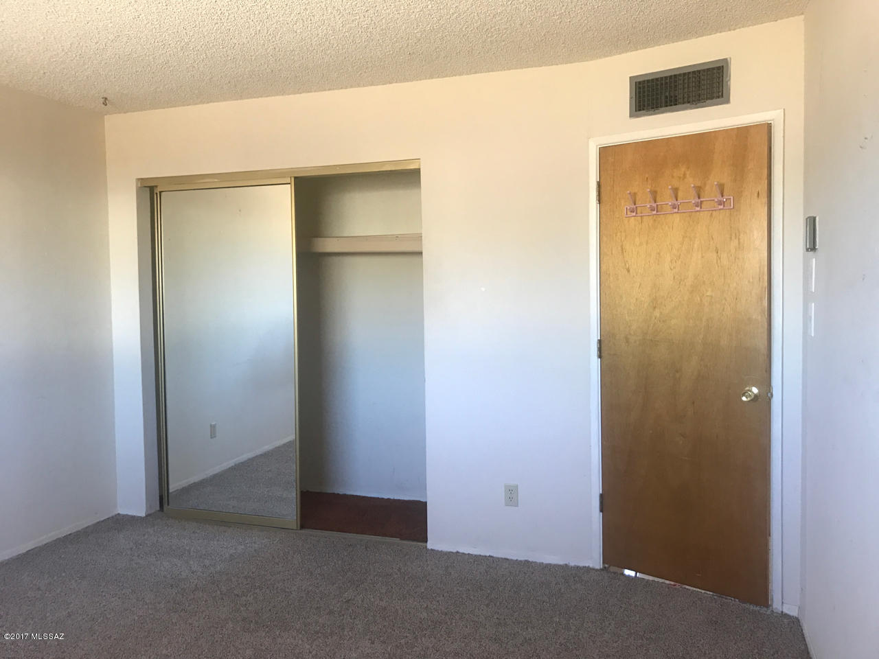 Mescal Lakes - Residential