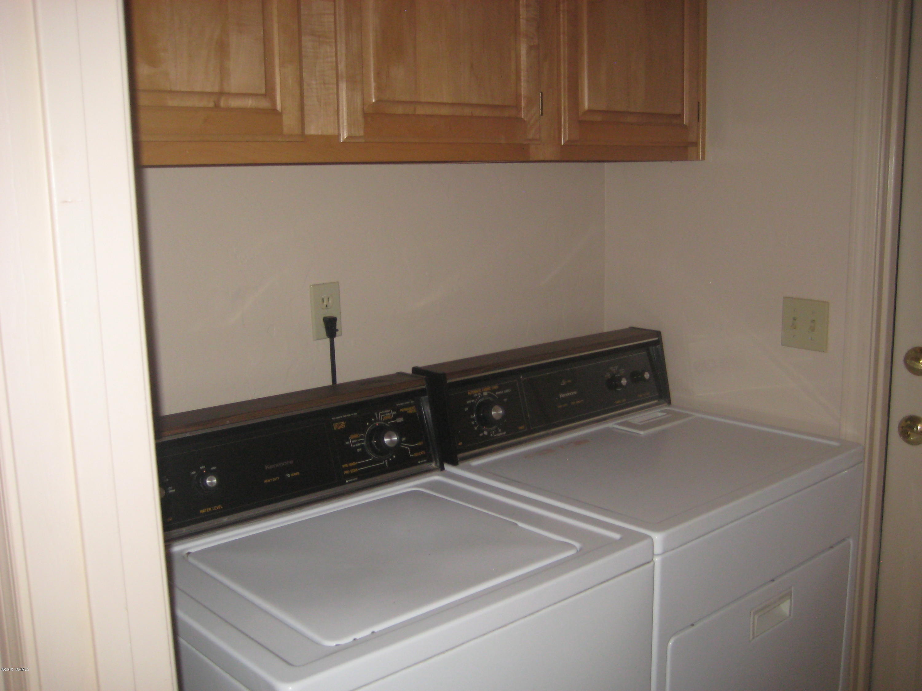 Sierra Catalina Estates (1-99) - Residential Lease