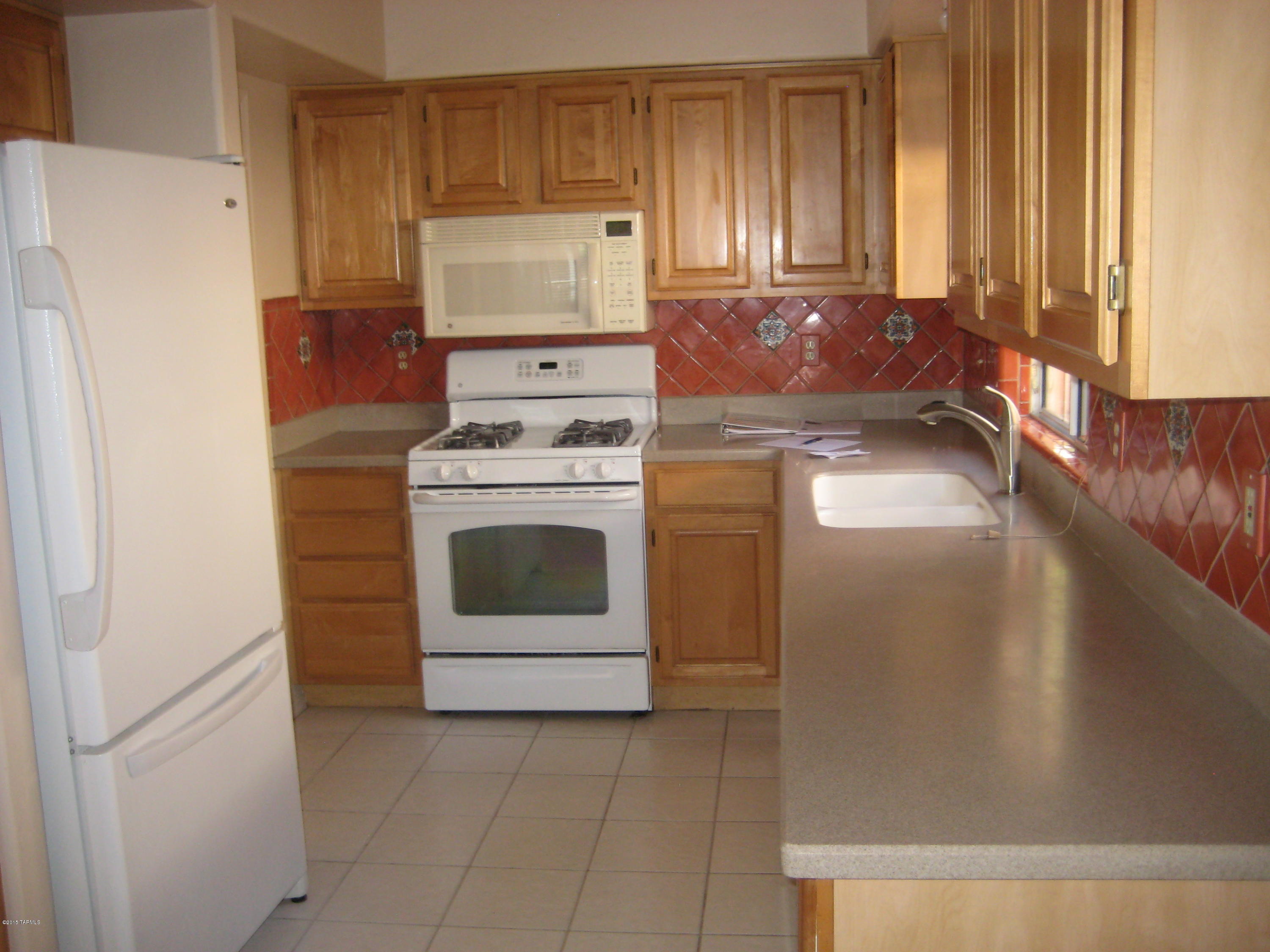 Sierra Catalina Estates (1-99) - Residential Lease