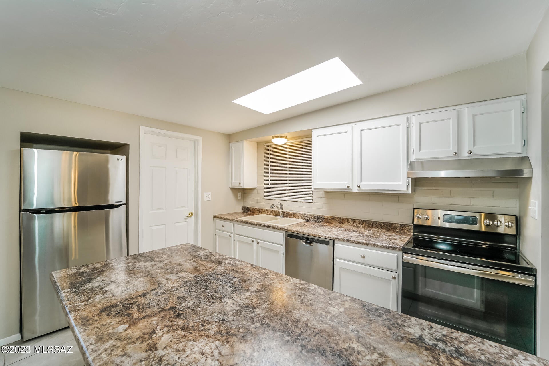 Sherwood Village Terrace (231-546) - Residential Lease