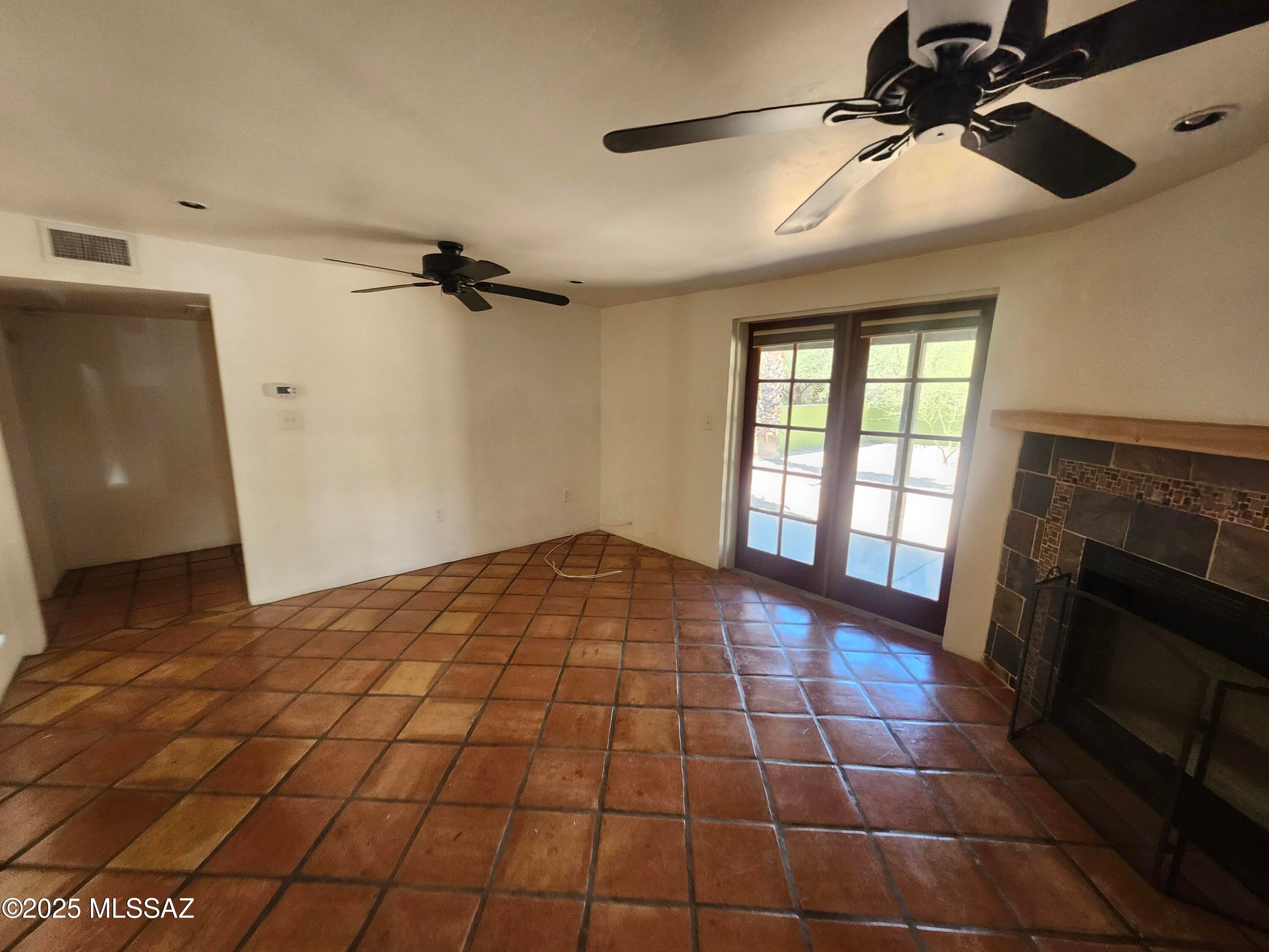 Catalina Heights - Residential Lease