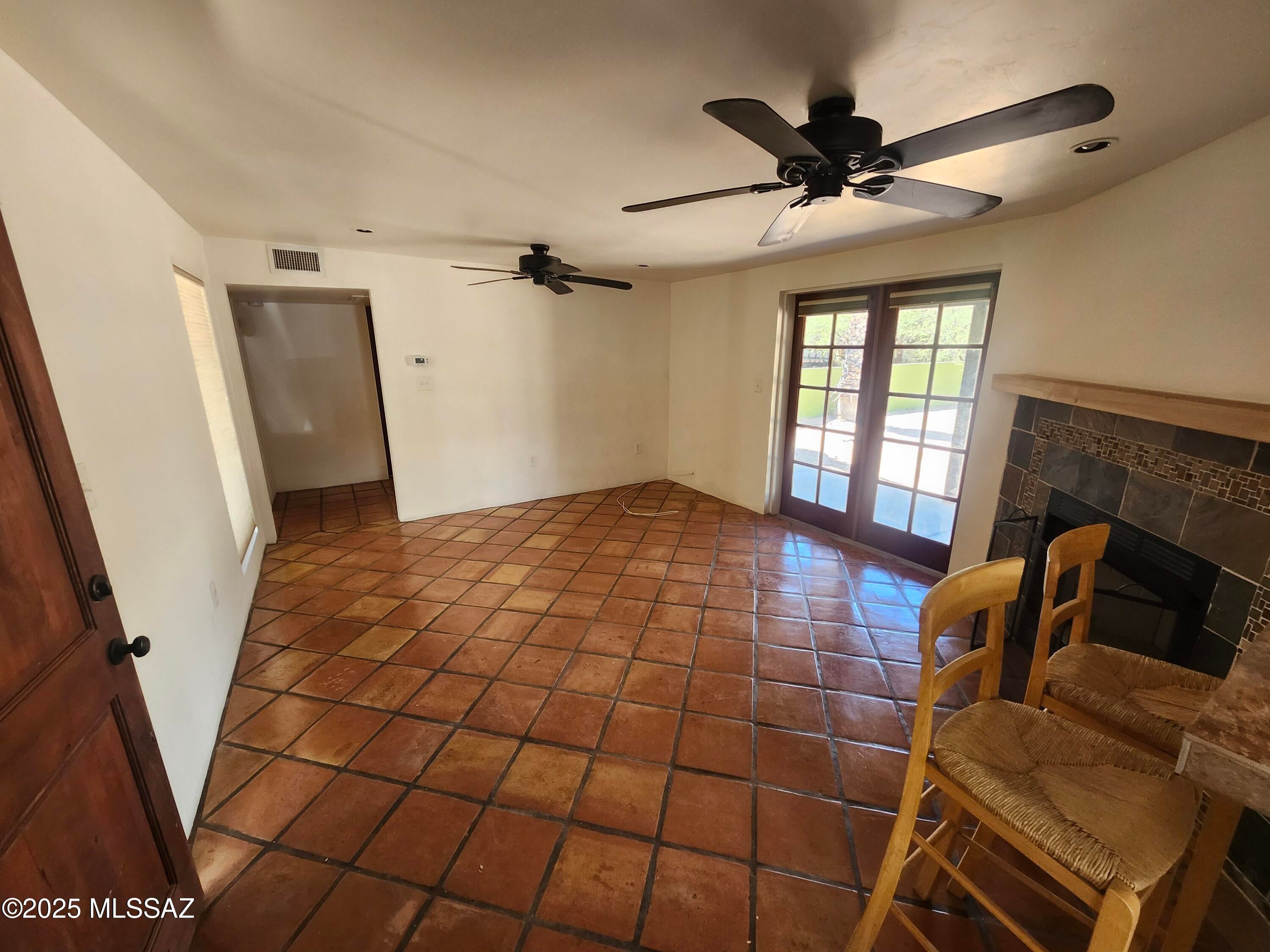 Catalina Heights - Residential Lease