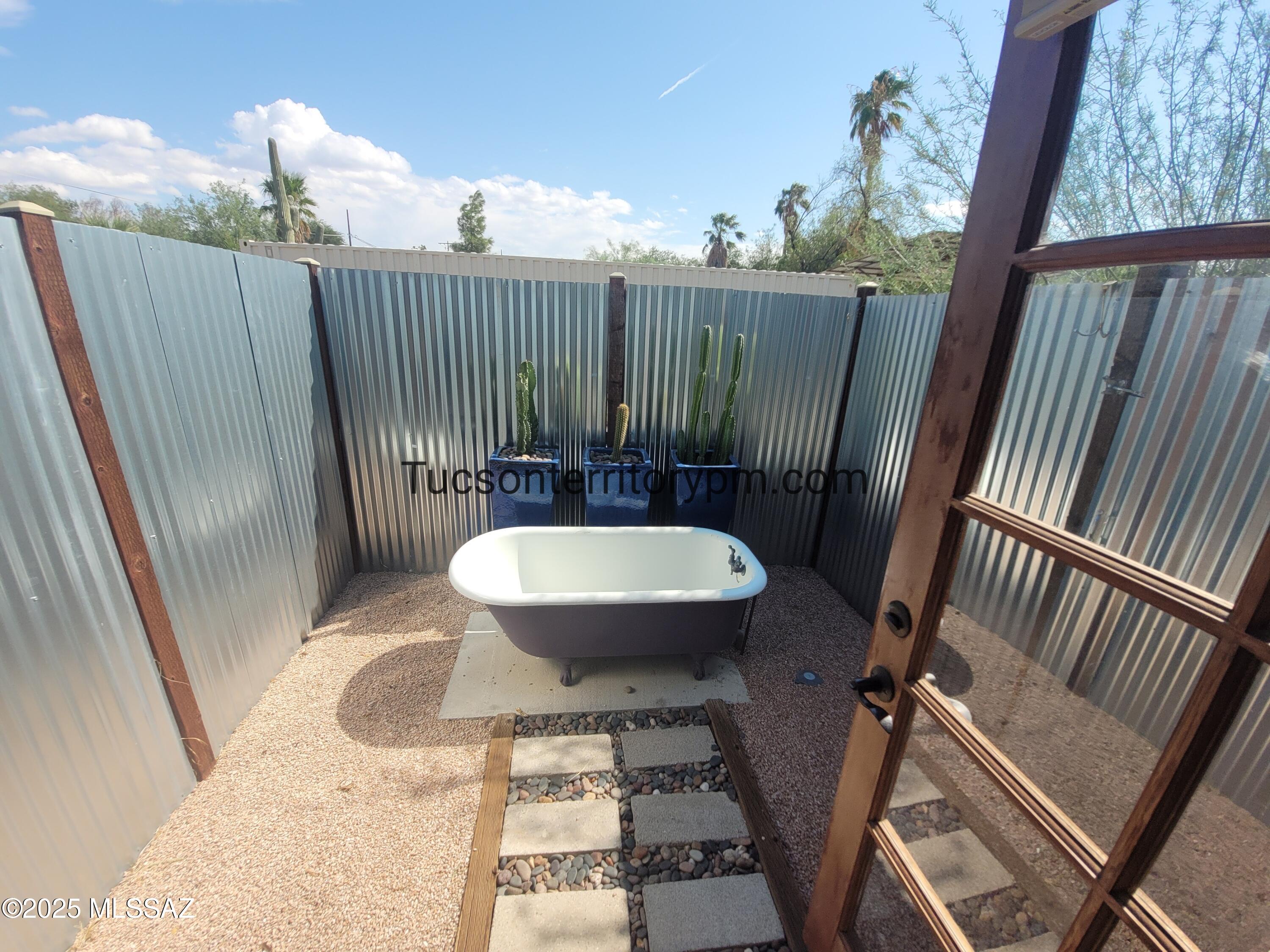 Catalina Heights - Residential Lease