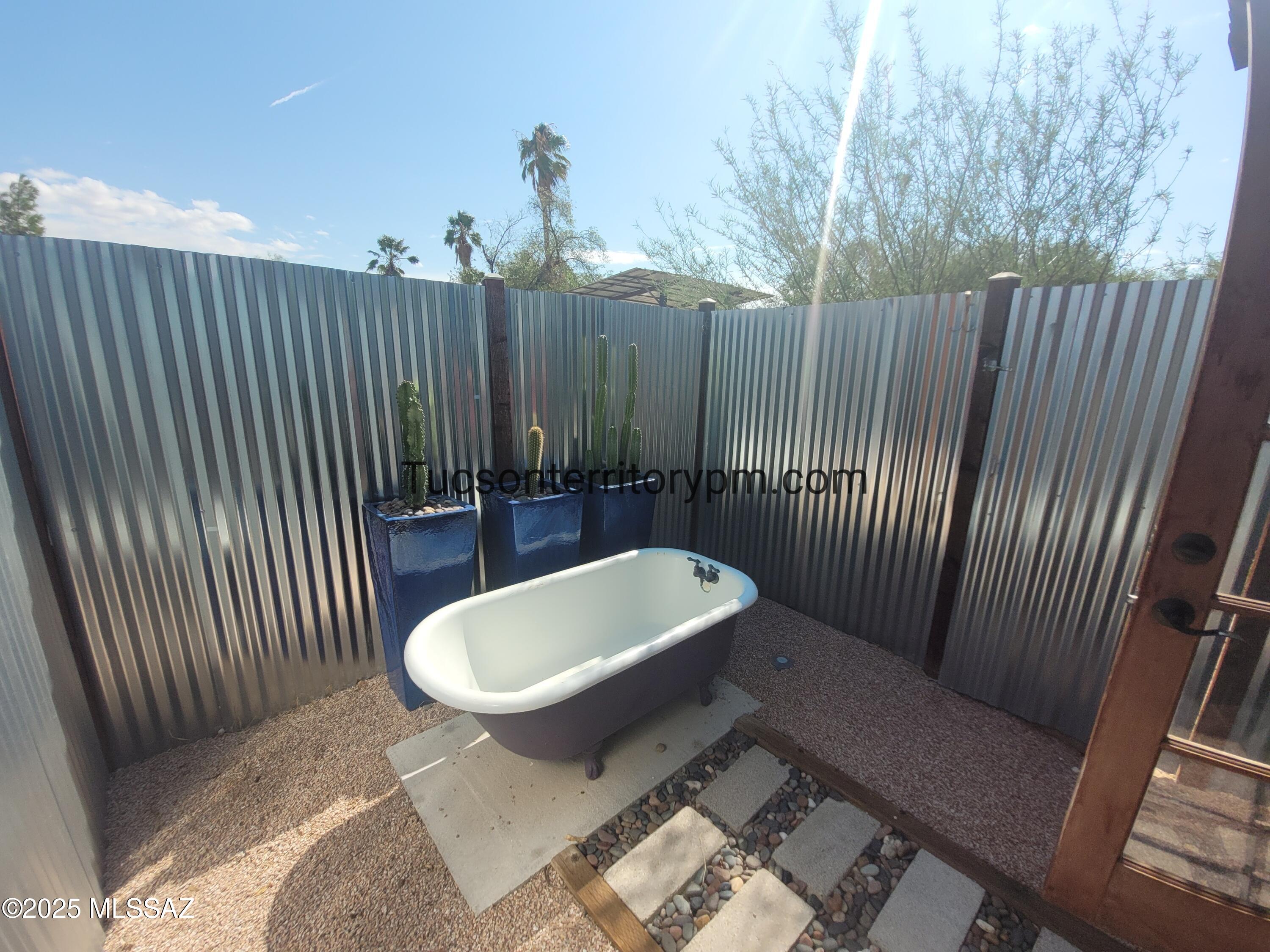 Catalina Heights - Residential Lease