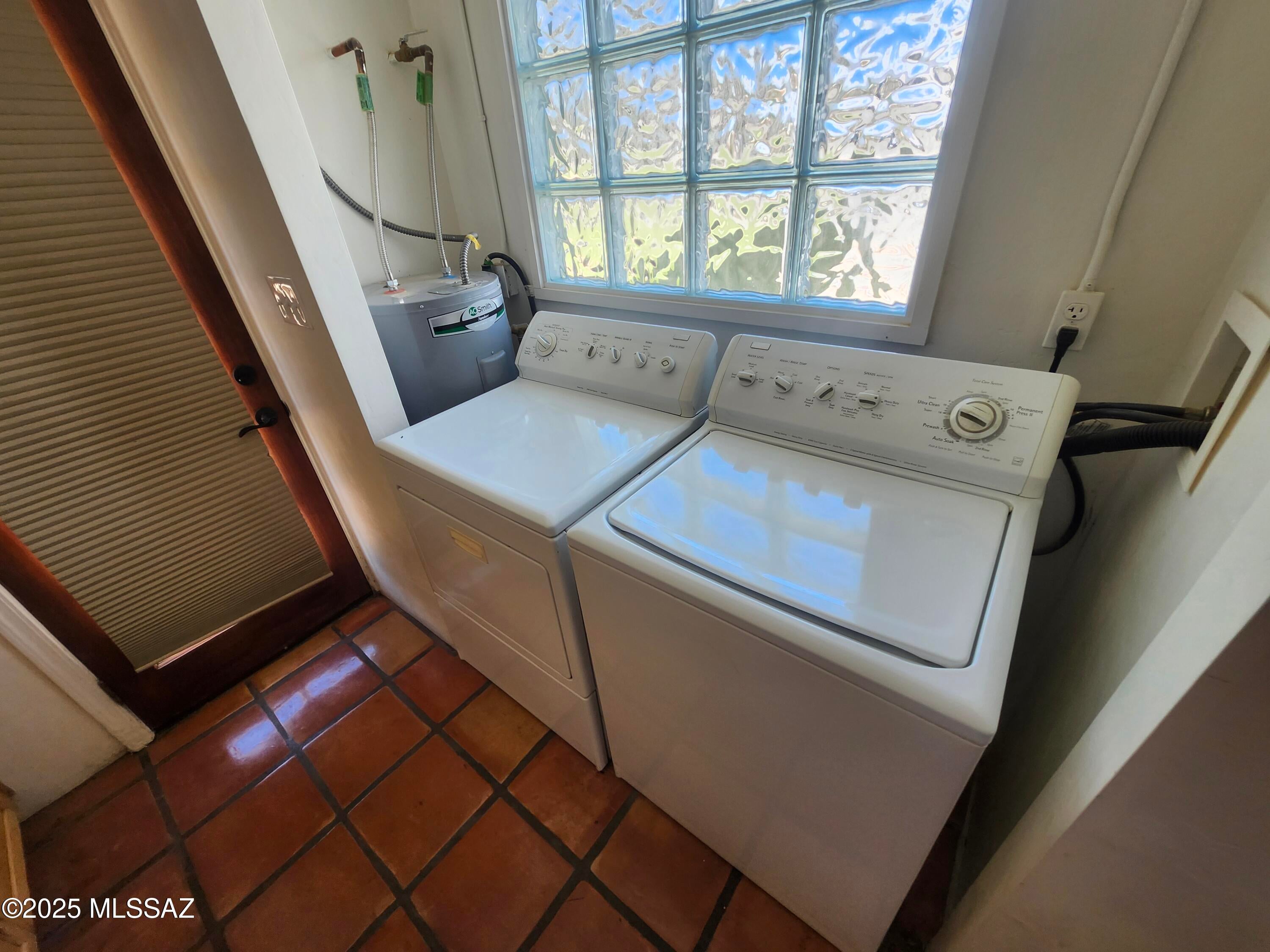 Catalina Heights - Residential Lease