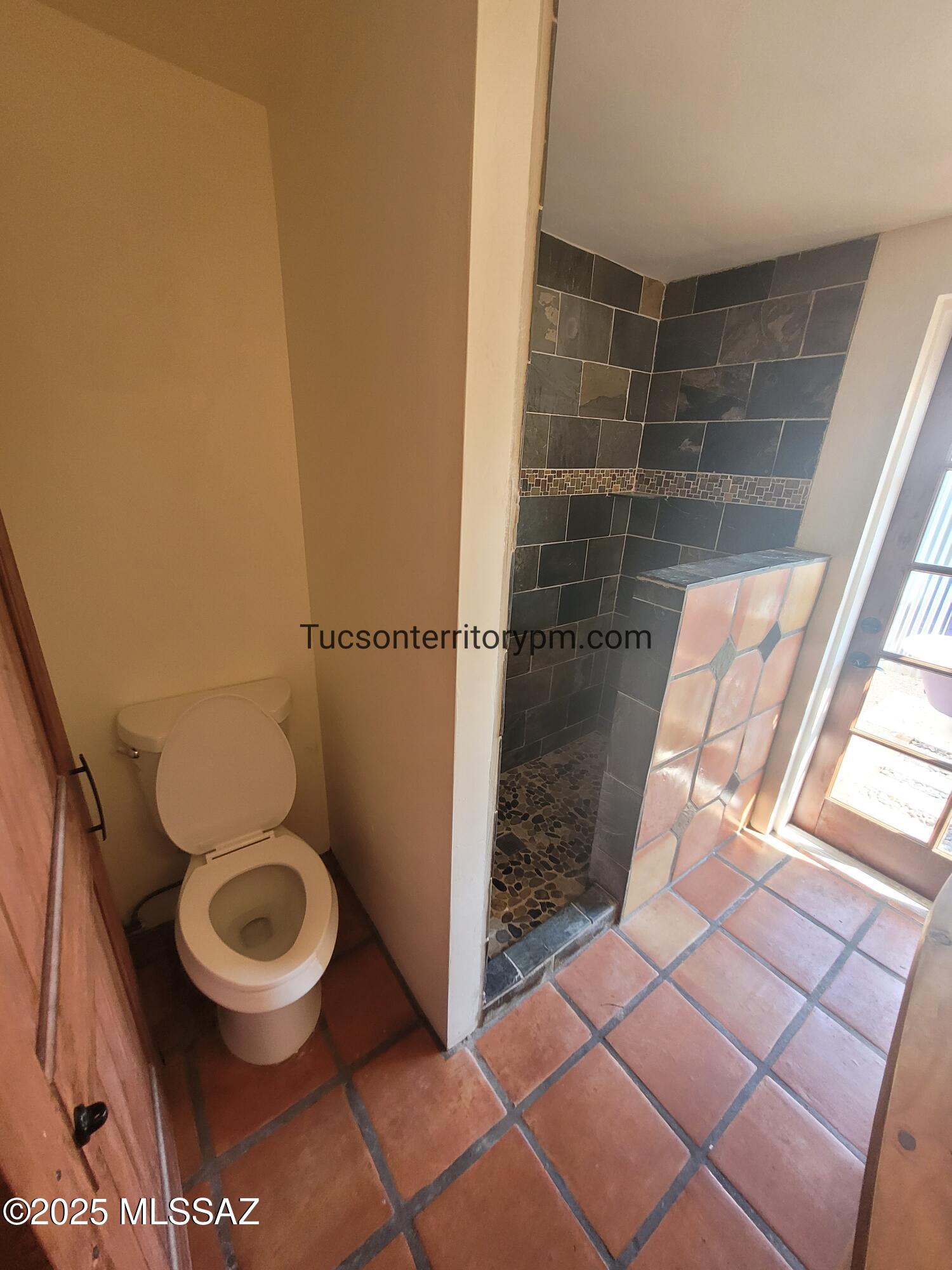 Catalina Heights - Residential Lease