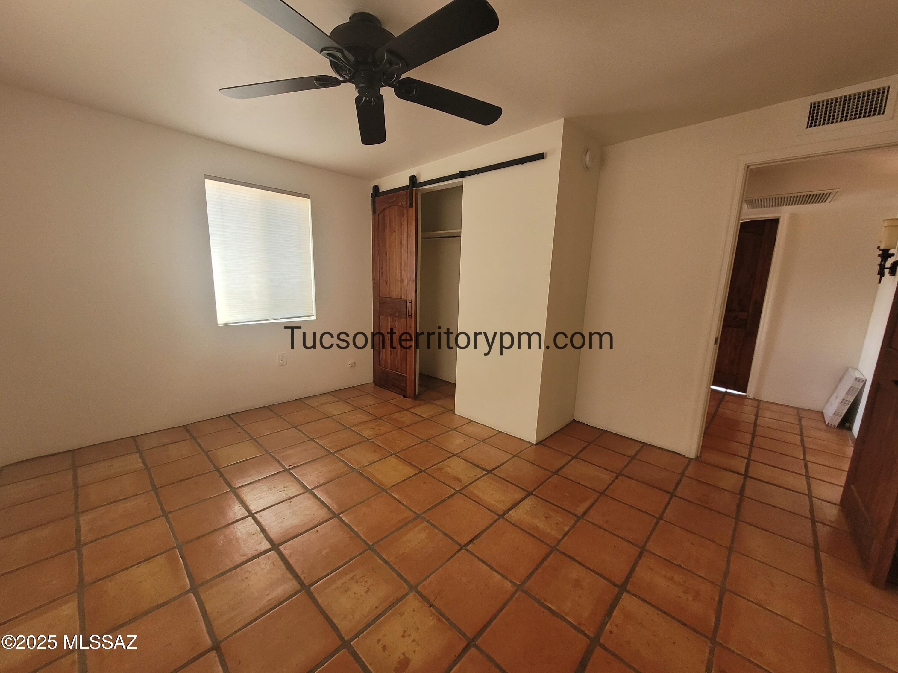 Catalina Heights - Residential Lease