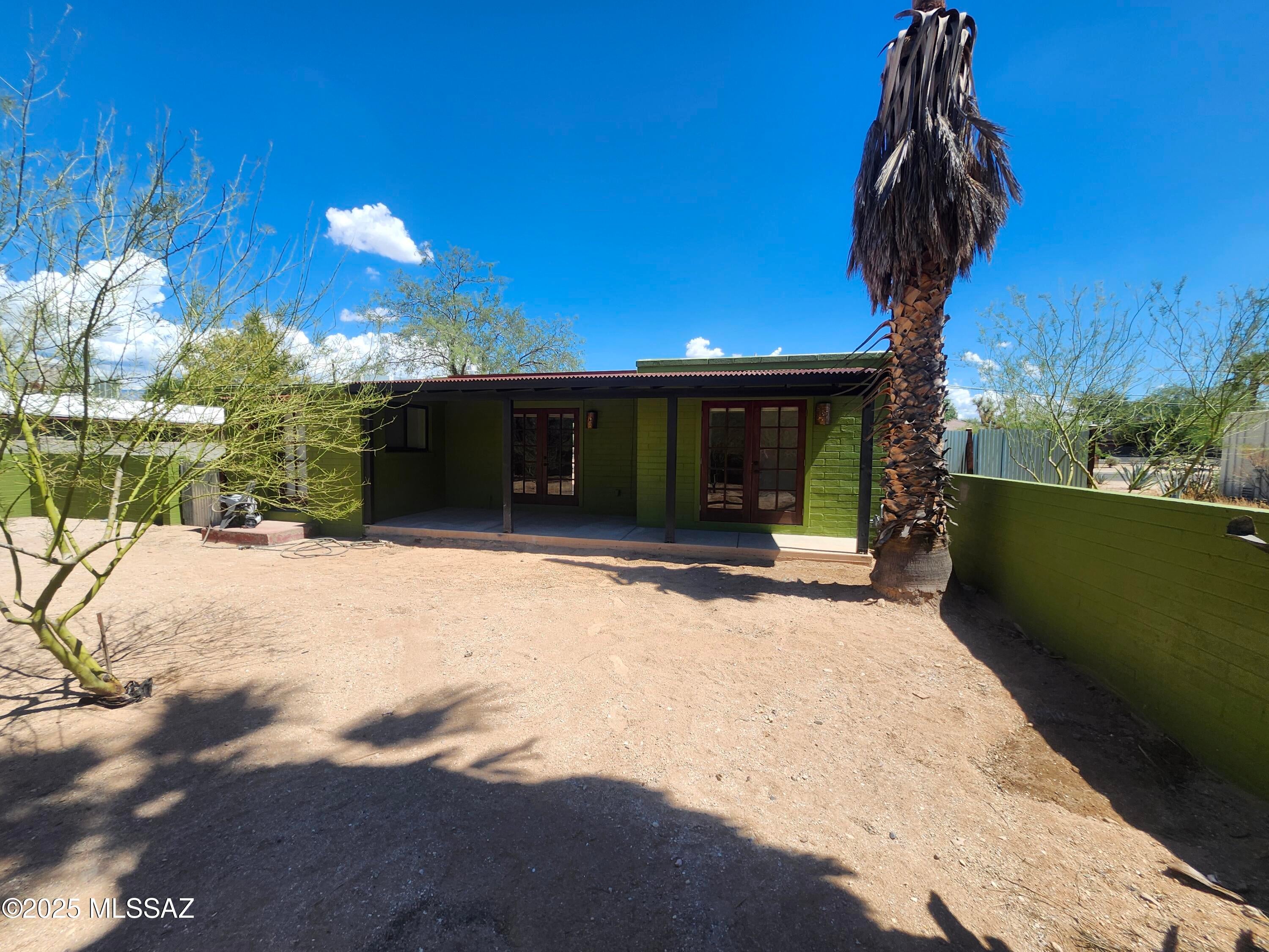 Catalina Heights - Residential Lease