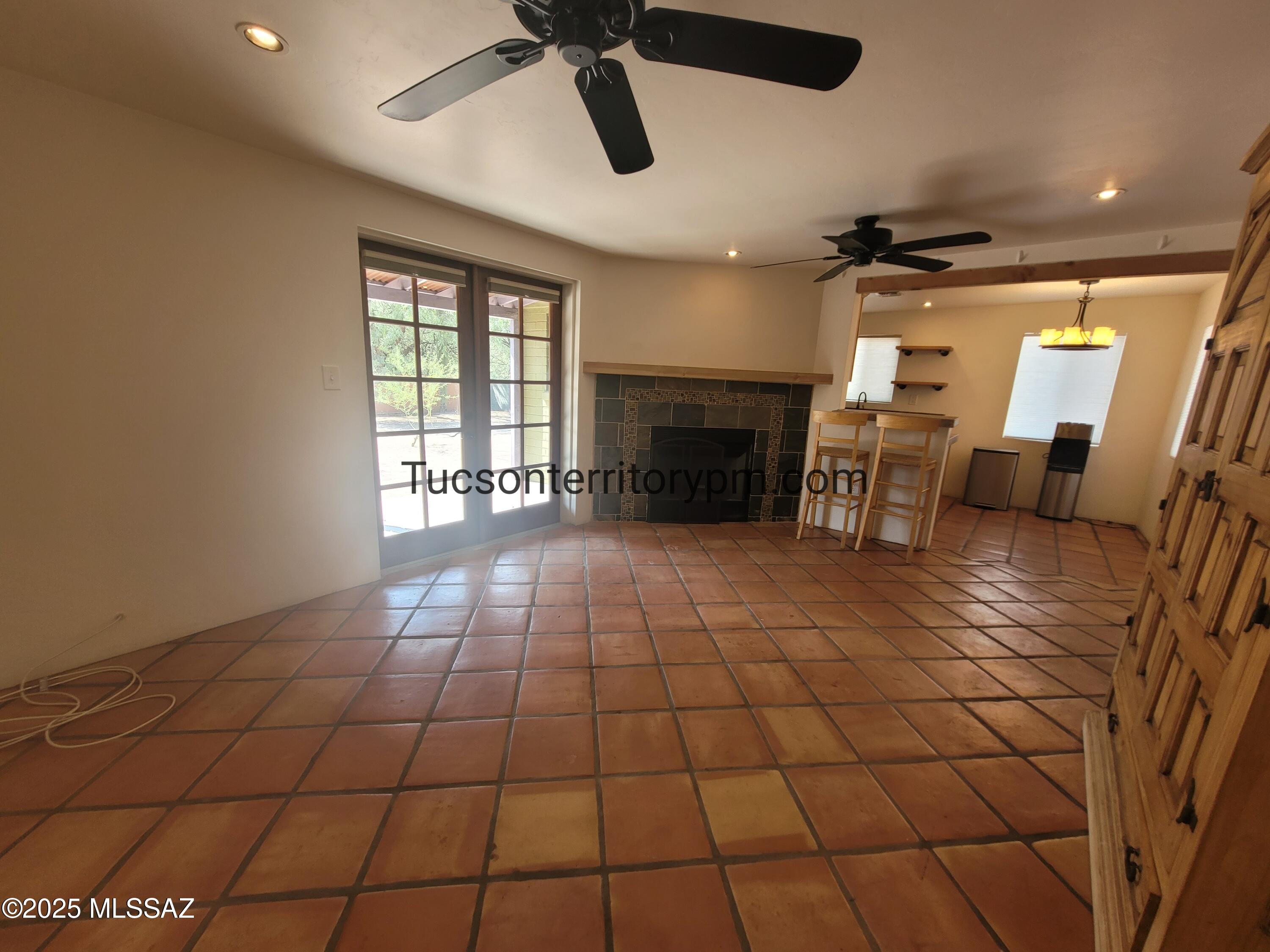 Catalina Heights - Residential Lease