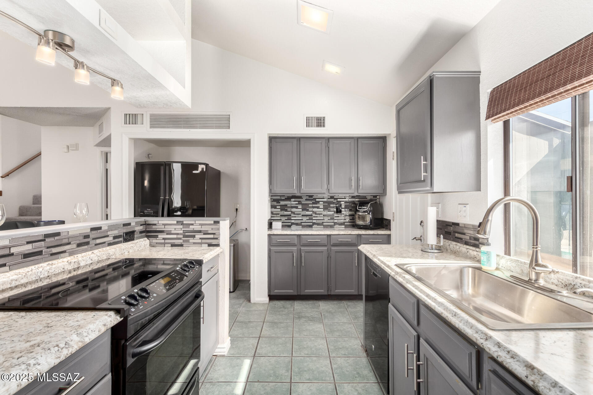 Centre Court Townhomes (1-106) - Residential