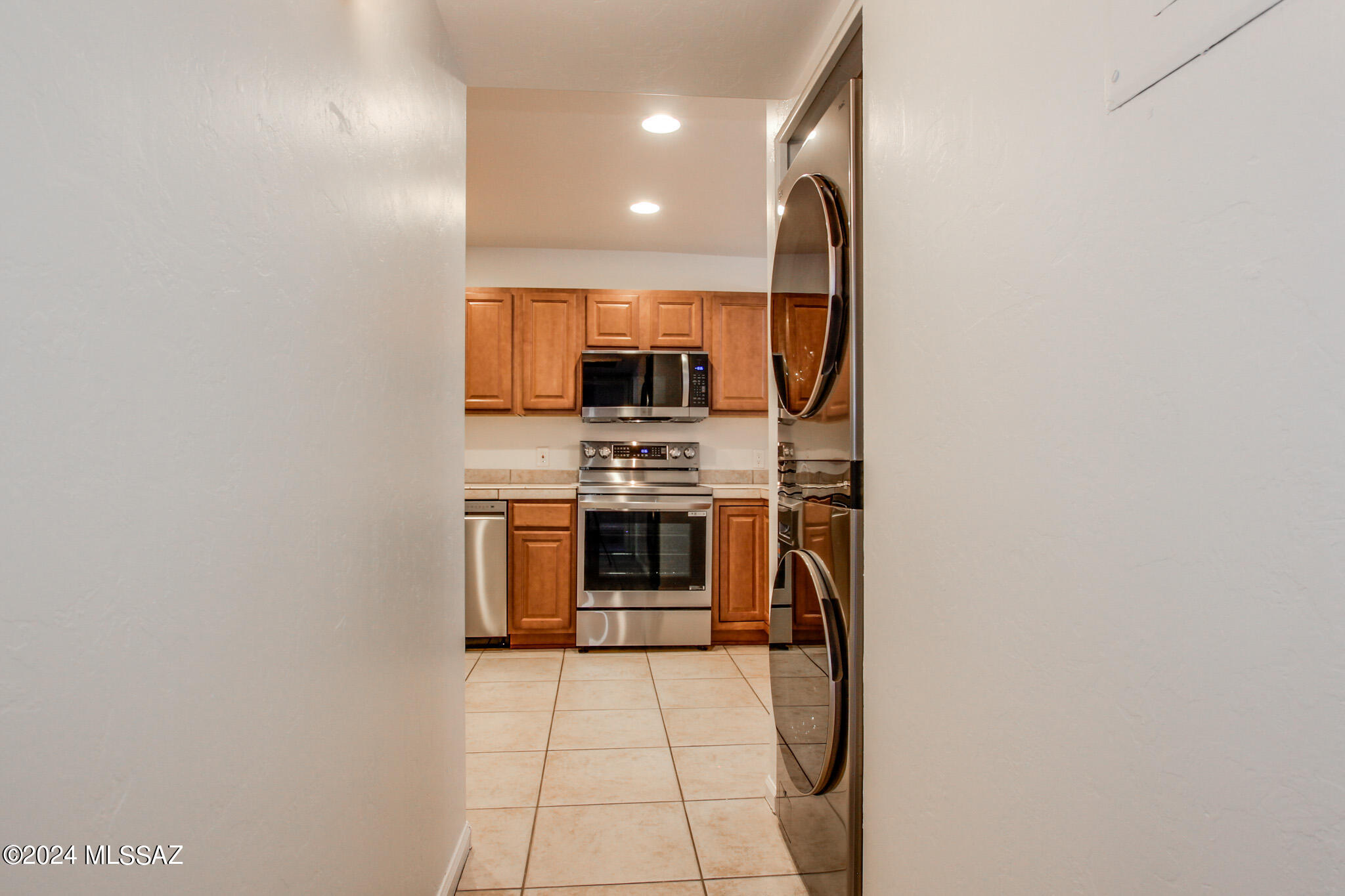 Reflections in the Catalina Condominium - Residential