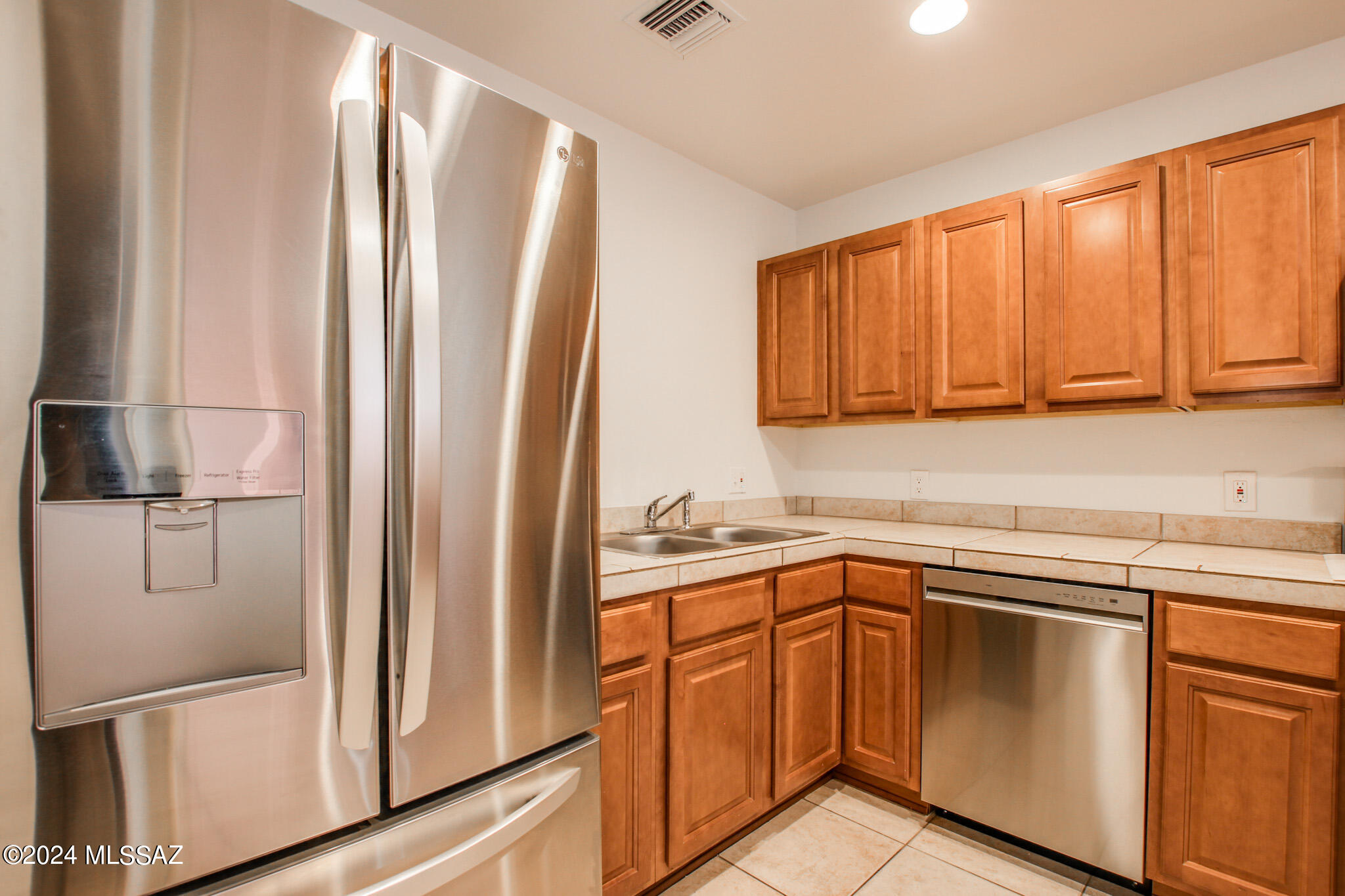 Reflections in the Catalina Condominium - Residential