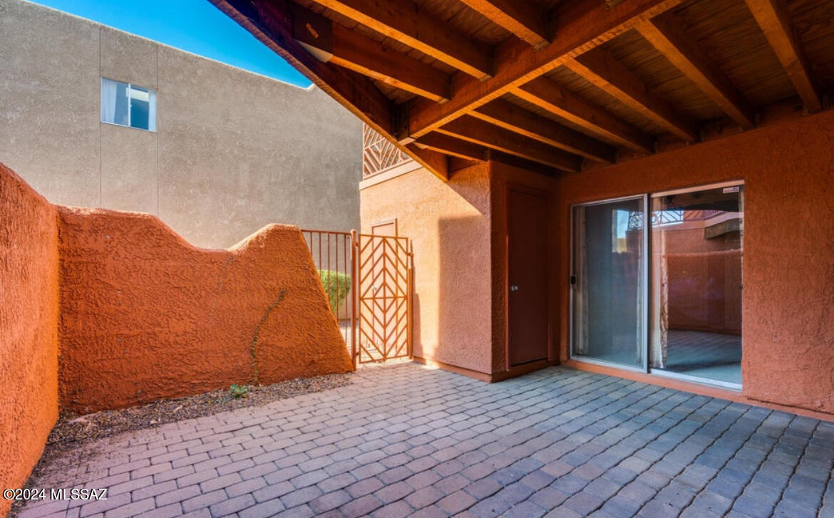 Reflections in the Catalina Condominium - Residential