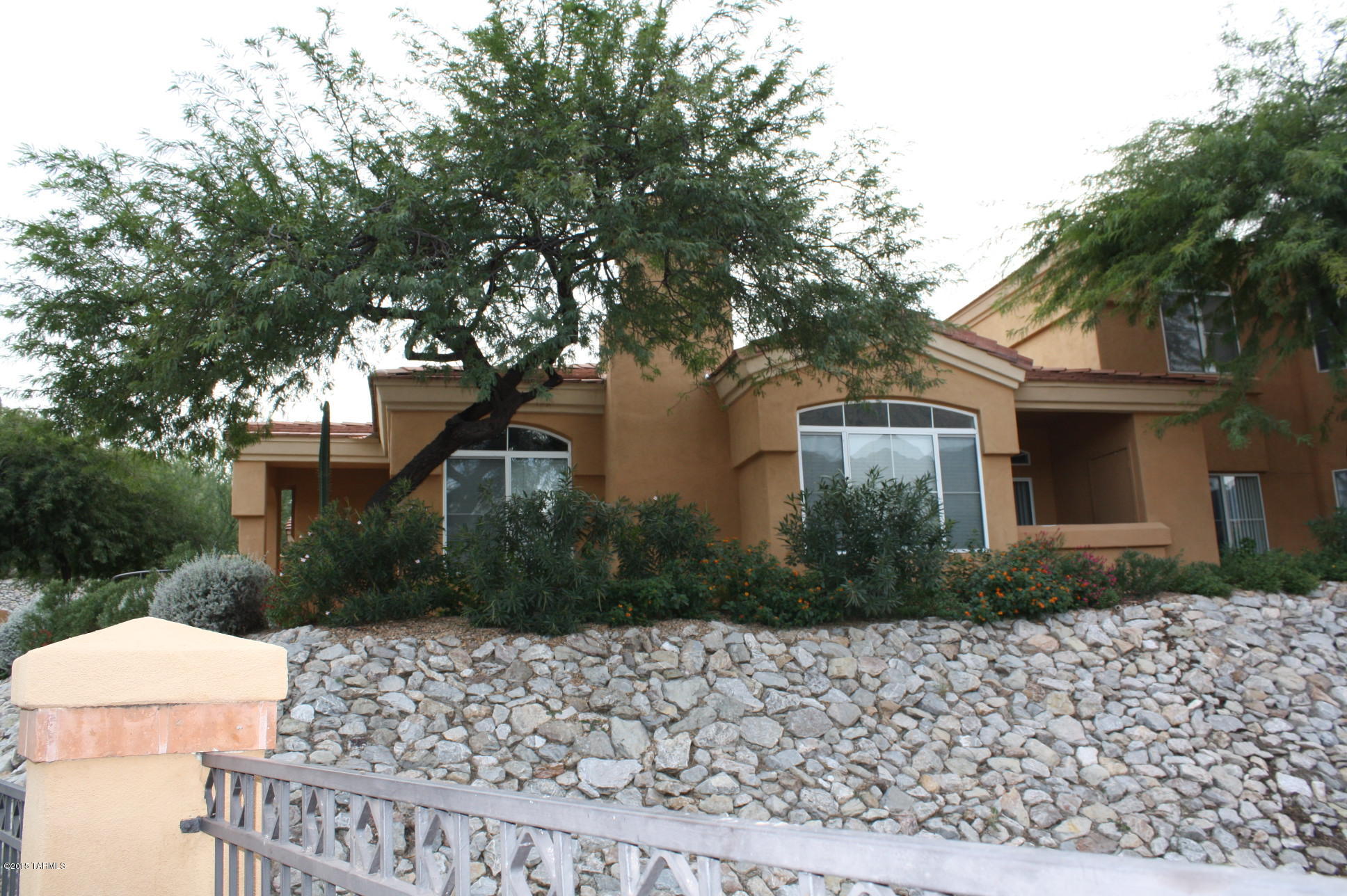 Pinnacle Canyon Condominium - Residential Lease