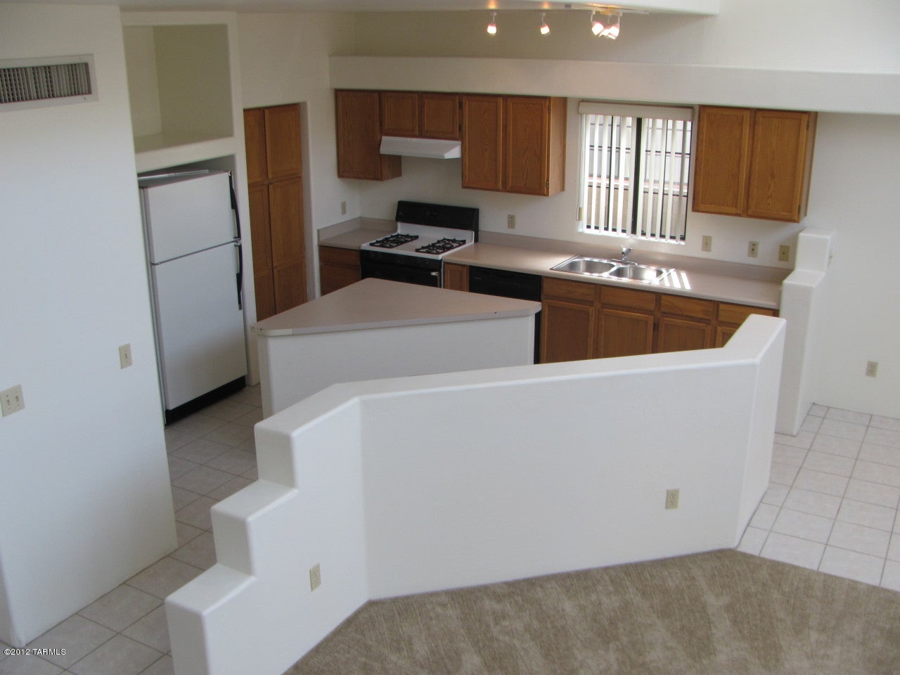 River At North Campbell (1-59) - Residential Lease