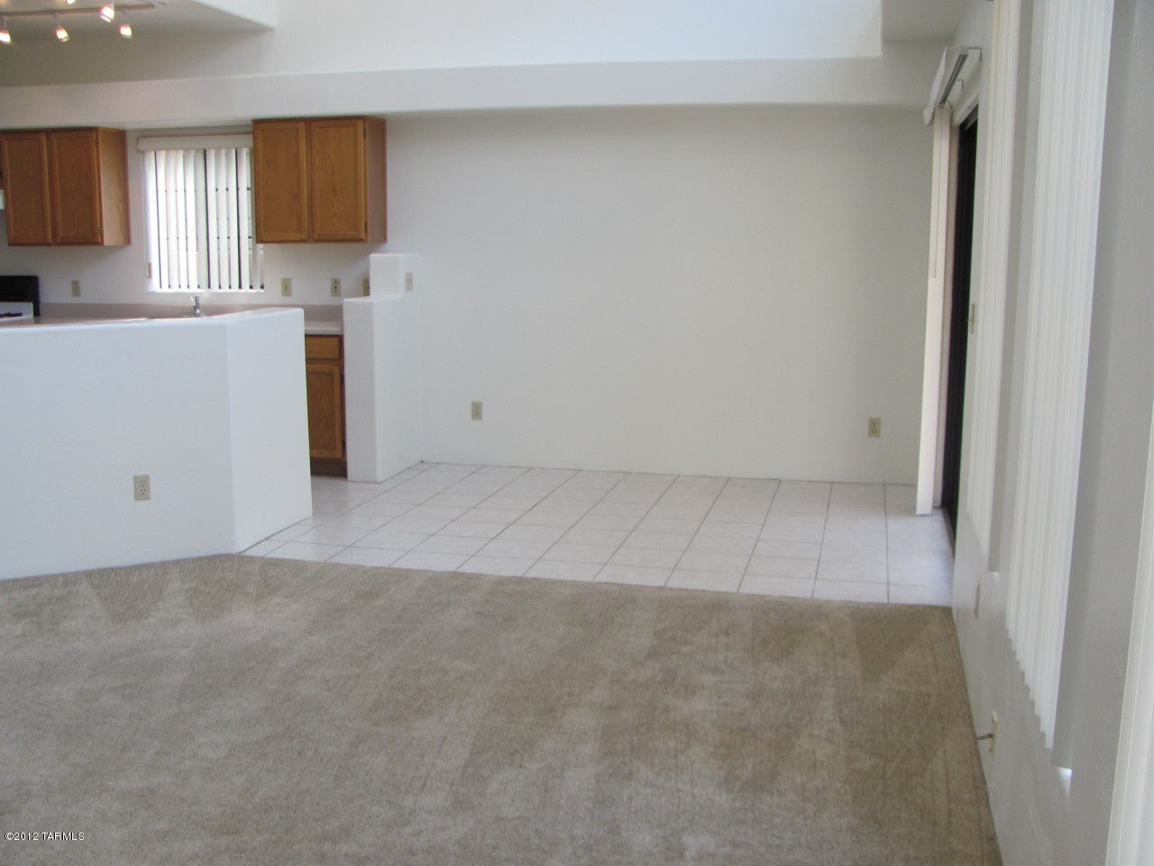 River At North Campbell (1-59) - Residential Lease