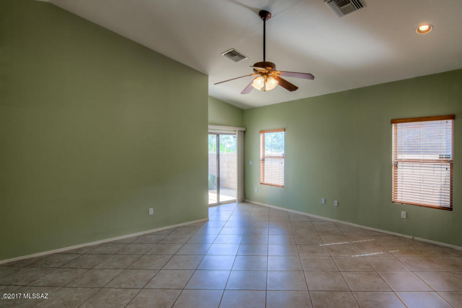 Rillito At La Cholla (1-133) - Residential Lease