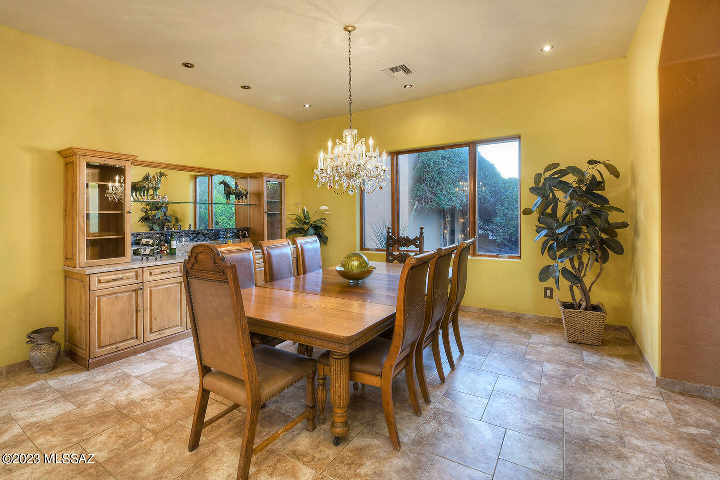 Coyote Creek (1-395) - Residential