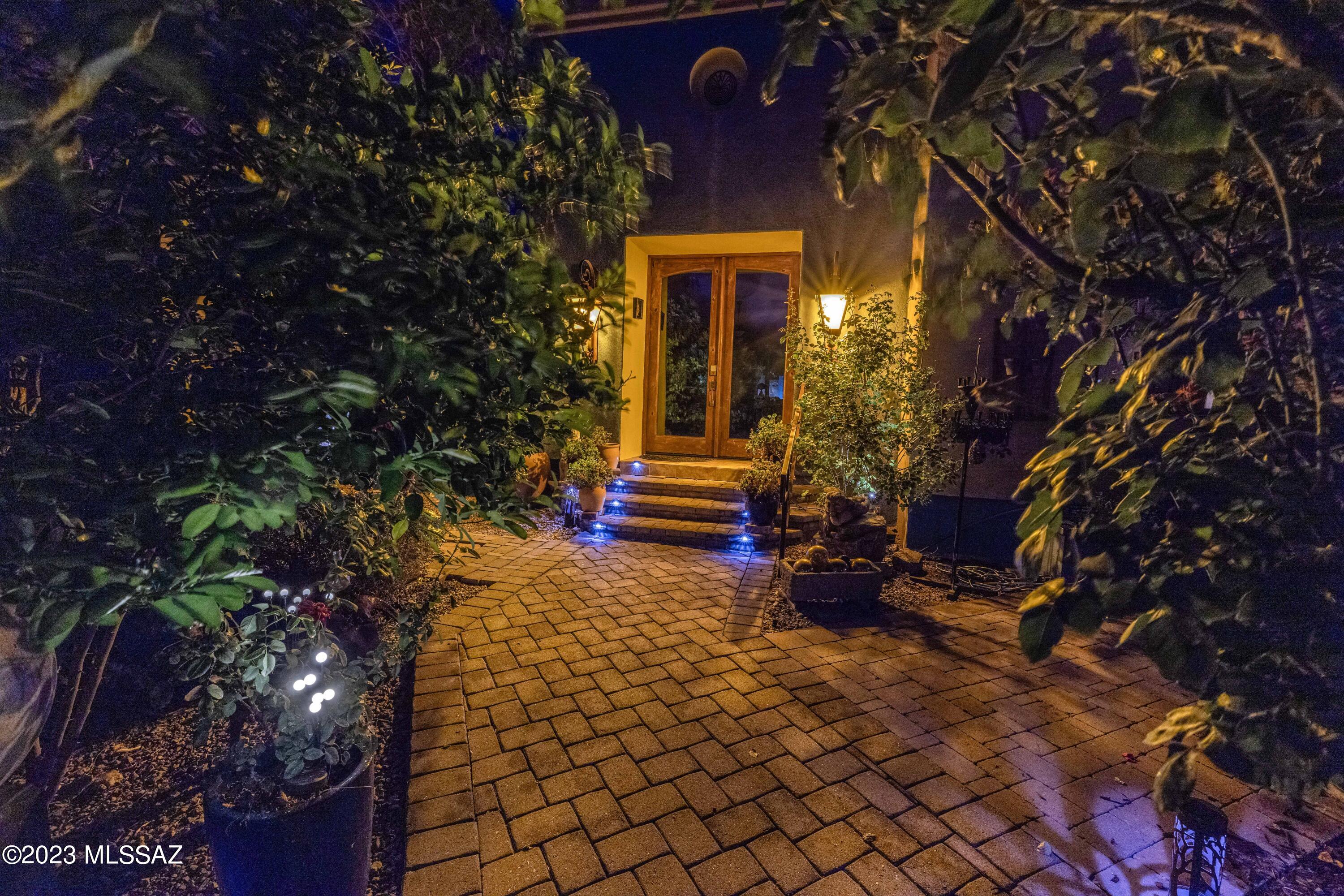 Coyote Creek (1-395) - Residential