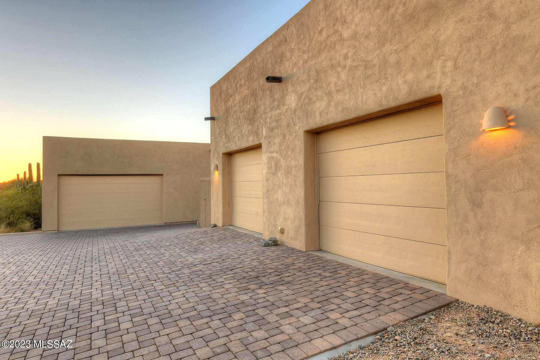 Coyote Creek (1-395) - Residential