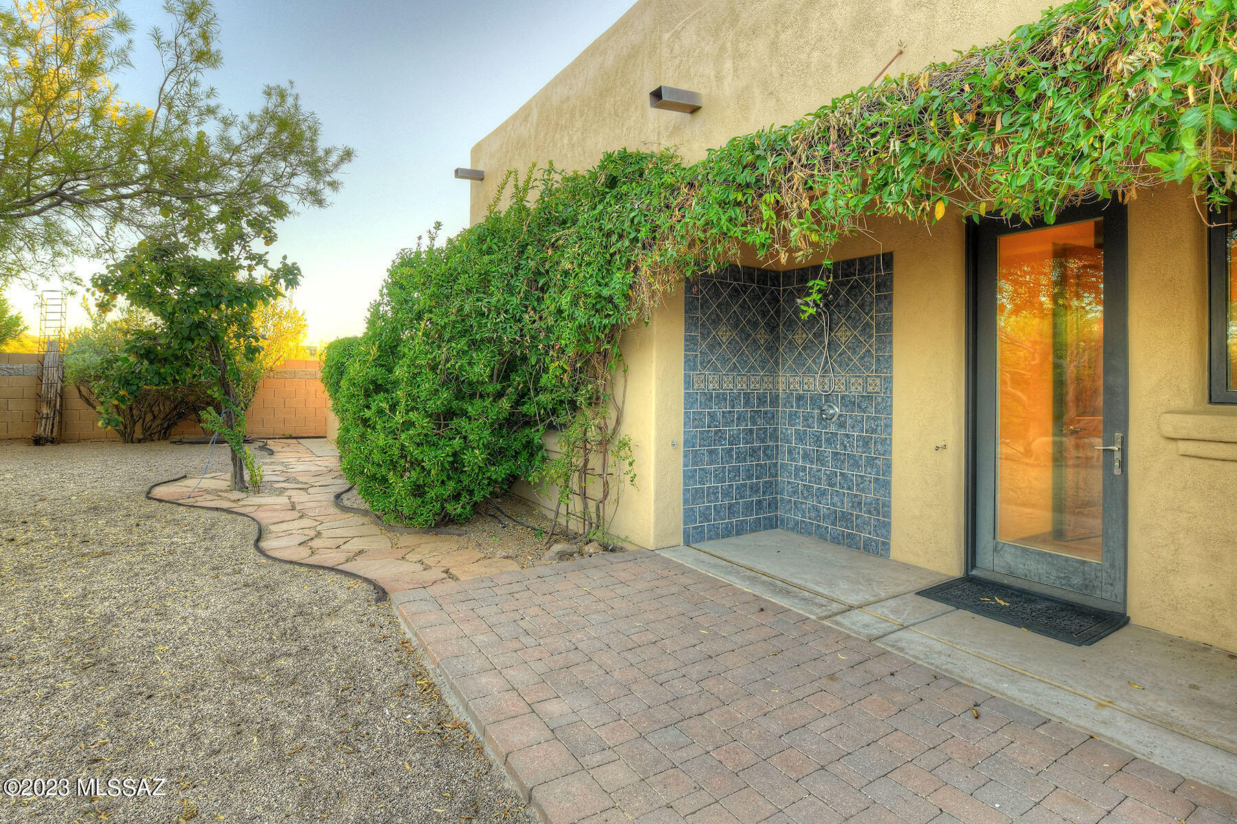 Coyote Creek (1-395) - Residential