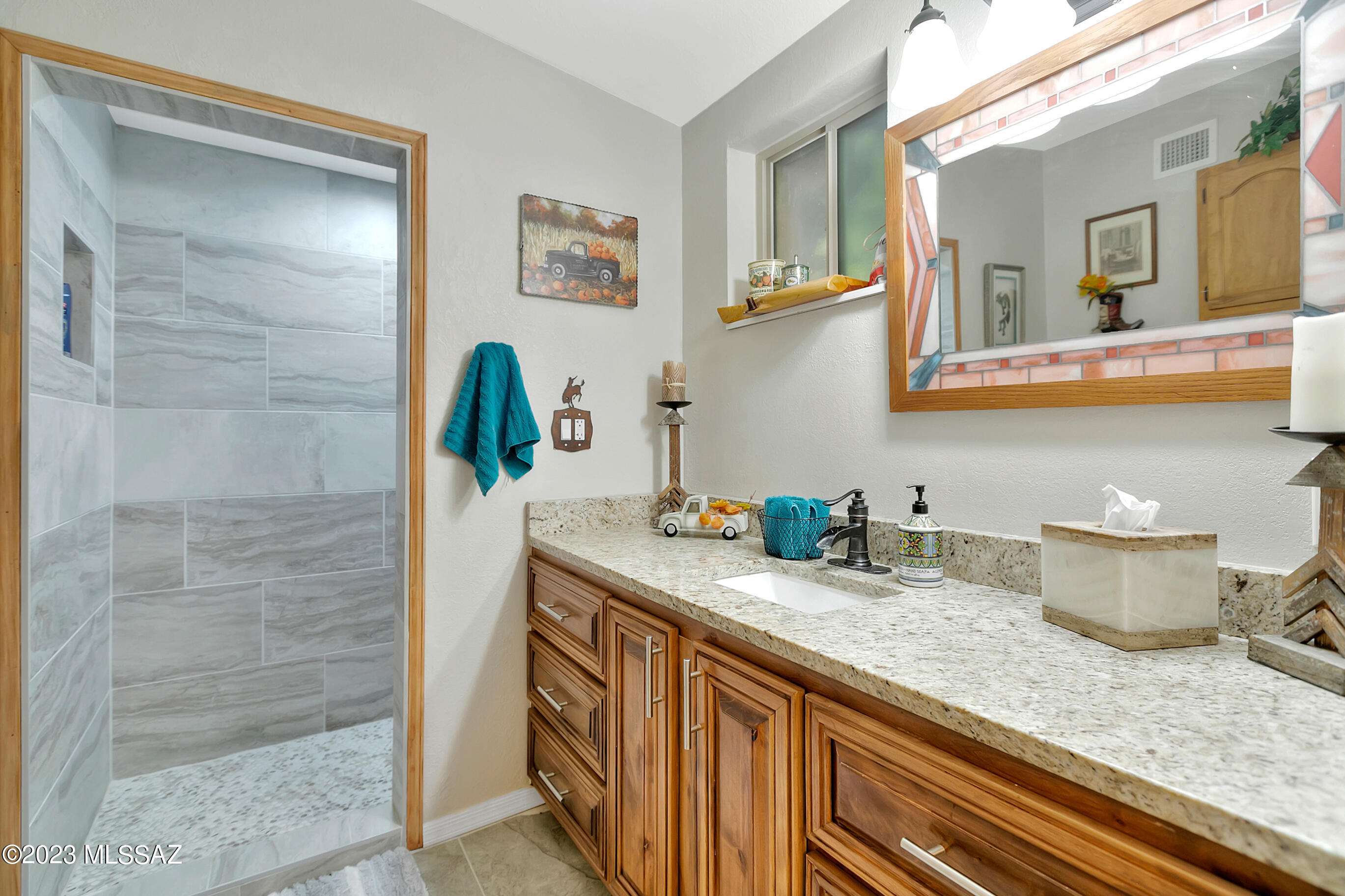 Bear Canyon Hills - Residential