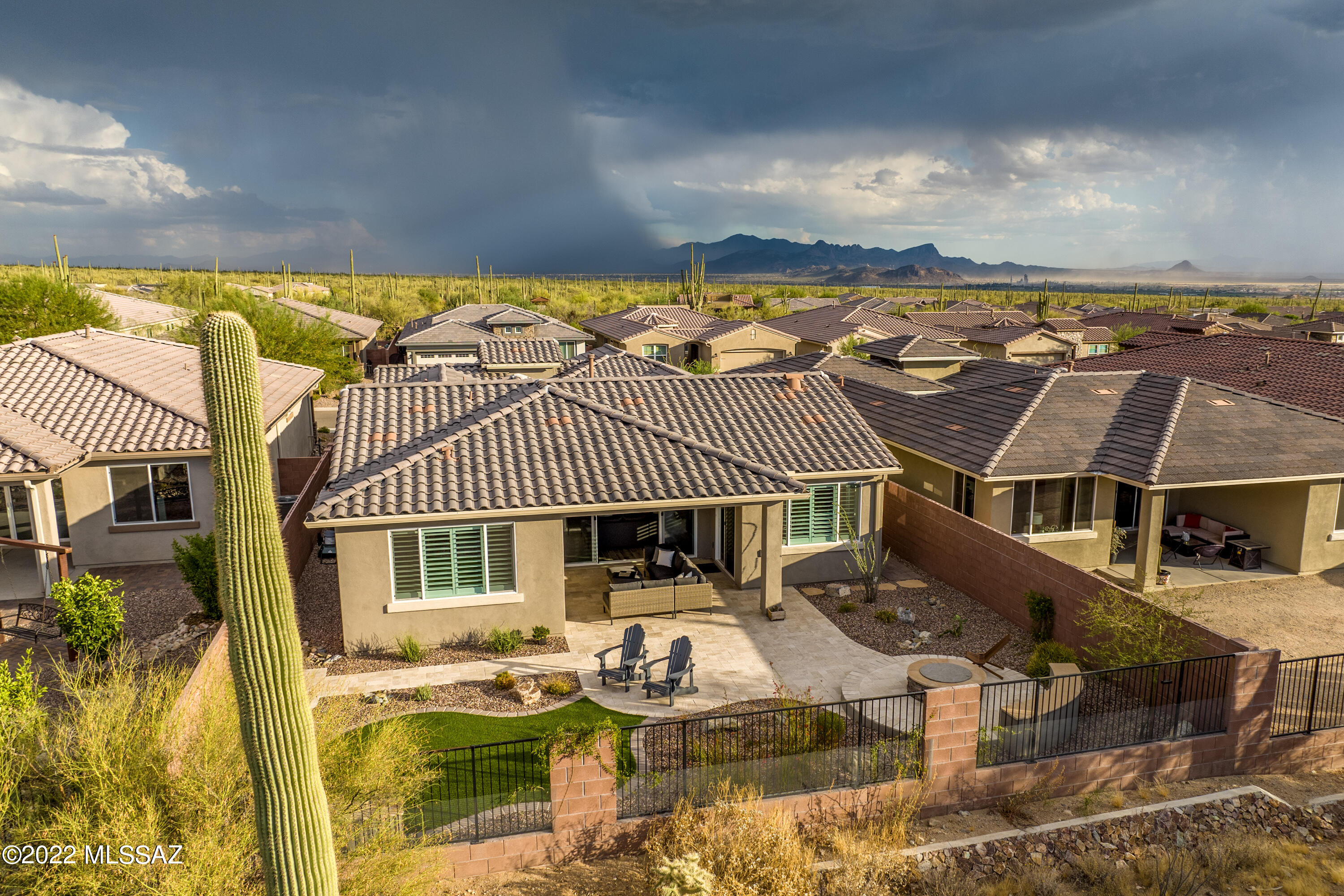 Blue Agave At Dove Mountain - Residential