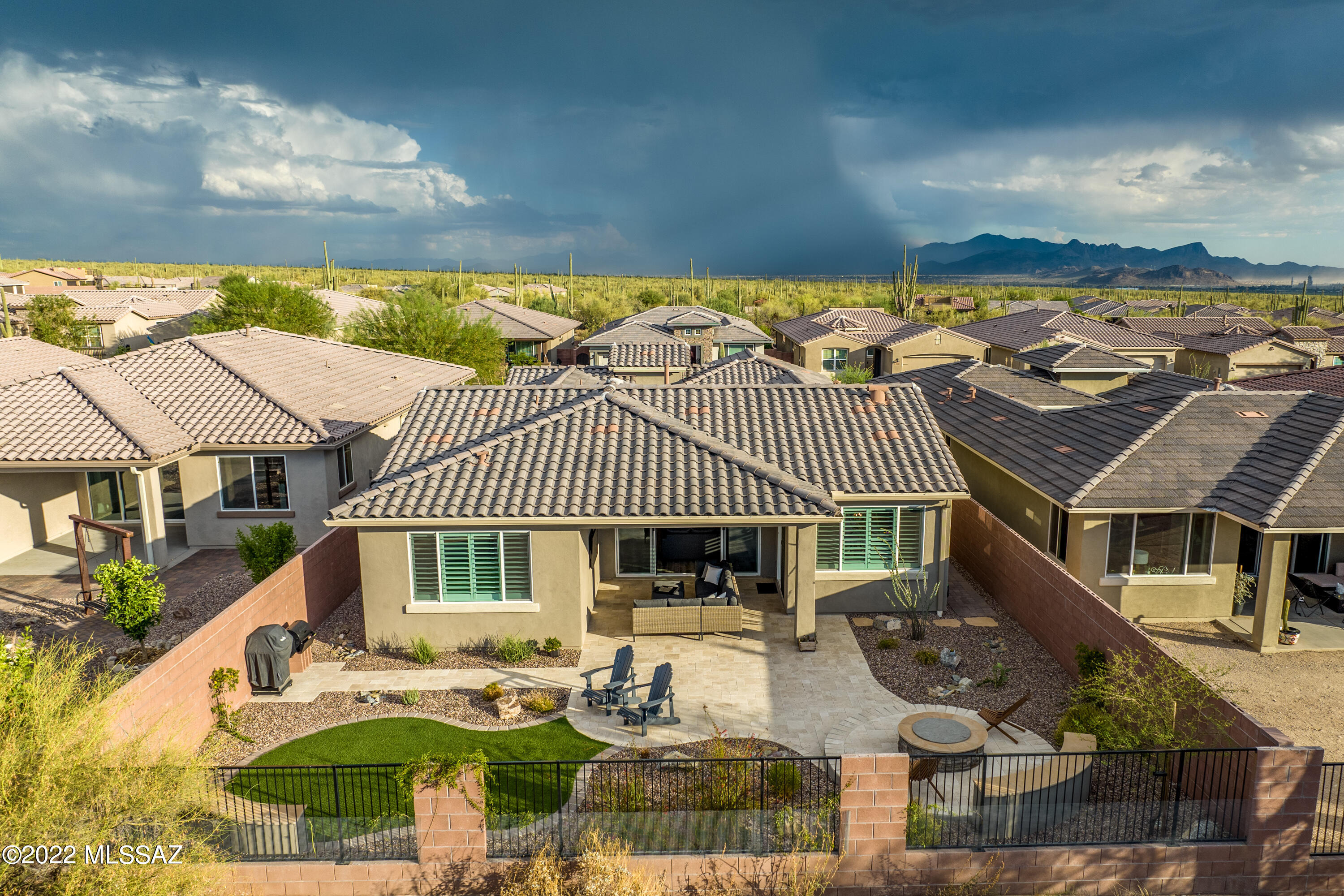 Blue Agave At Dove Mountain - Residential