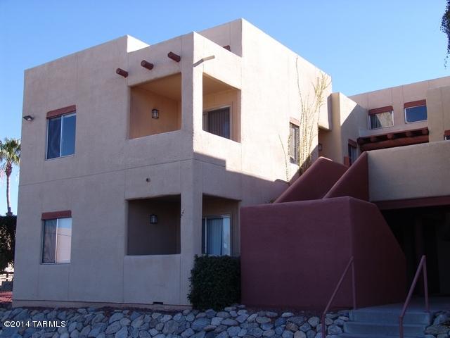Centrally located one bedroom second floor, corner condo near Campbell and Fort Lowell. Attractive gated community with assigned covered parking. Water, sewer, trash and wireless internet included in rent. Community has laundry on site, 2 pools, 2 spas,volleyball court, tennis court, club house includes steam room, sauna, racket ball court, pool table and TV room.