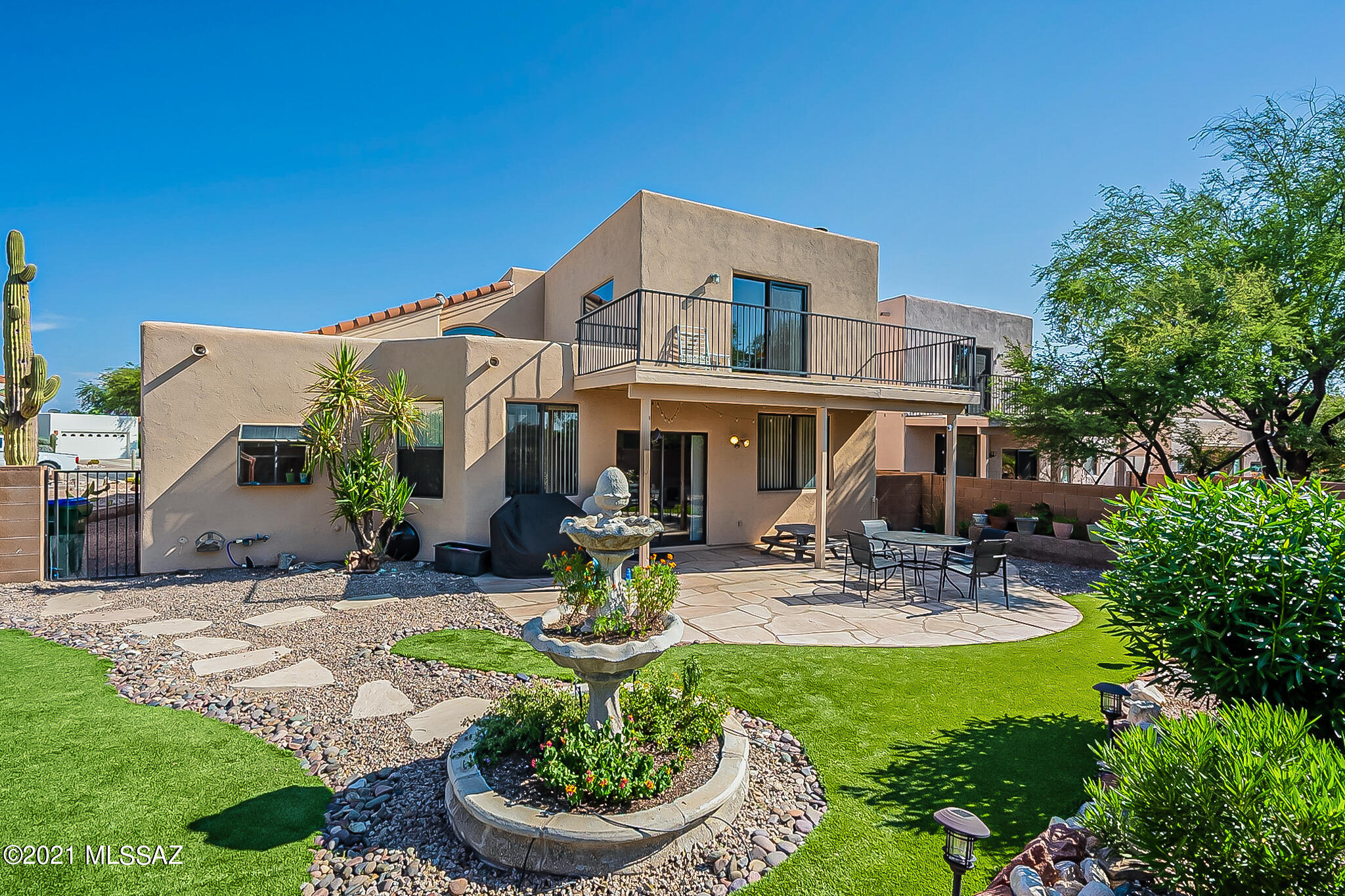 Hills On La Canada (The) - Residential