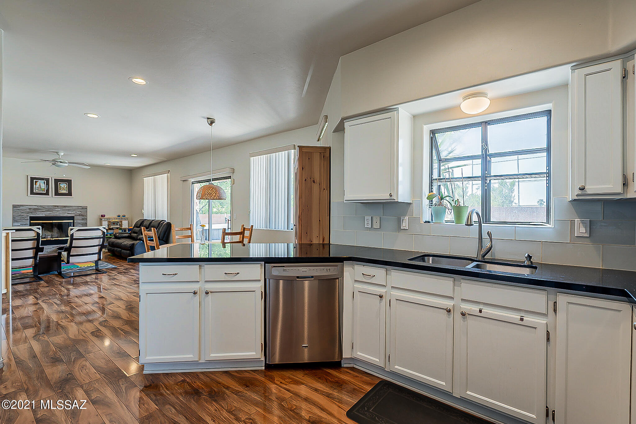 Hills On La Canada (The) - Residential