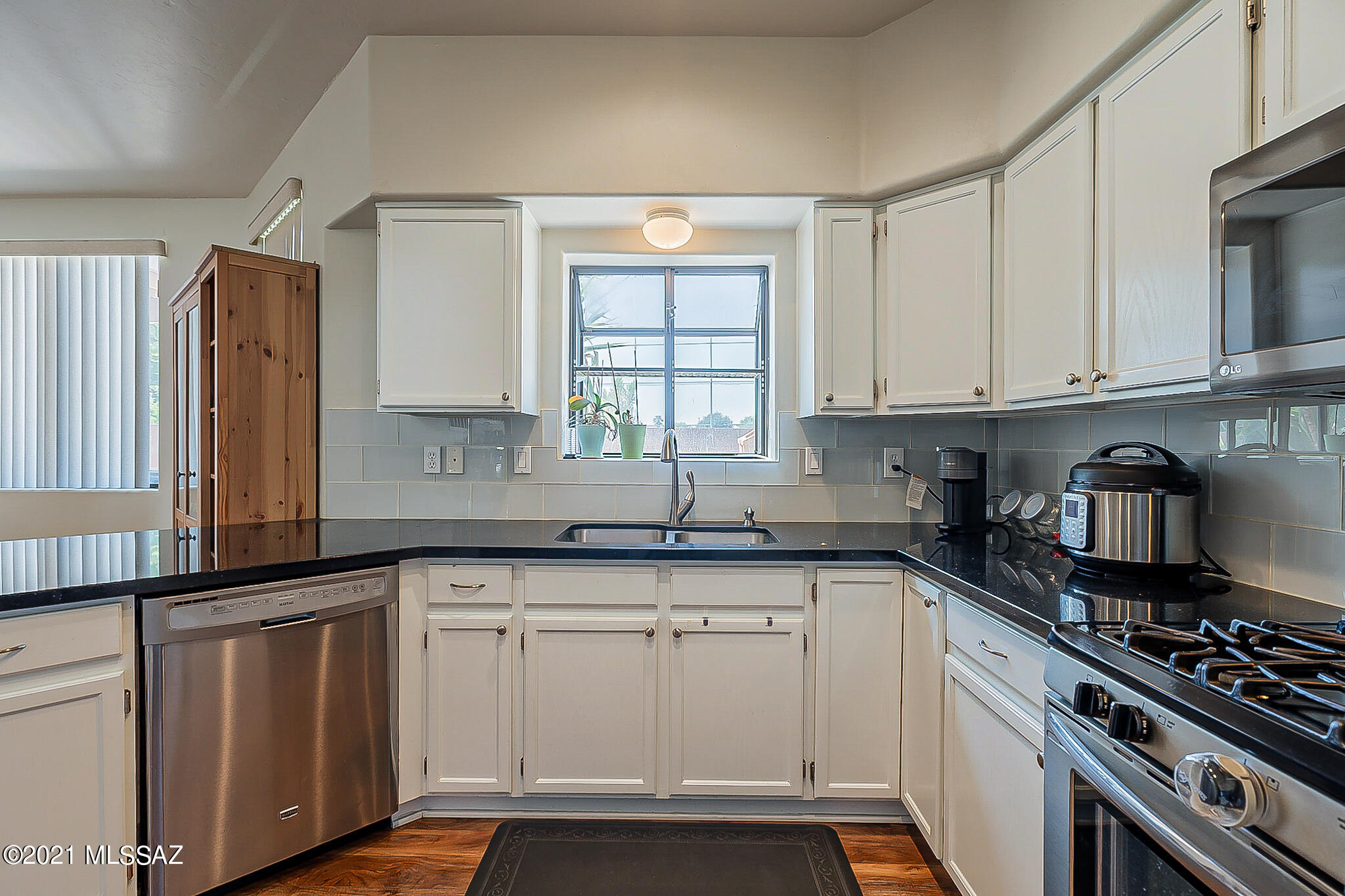 Hills On La Canada (The) - Residential