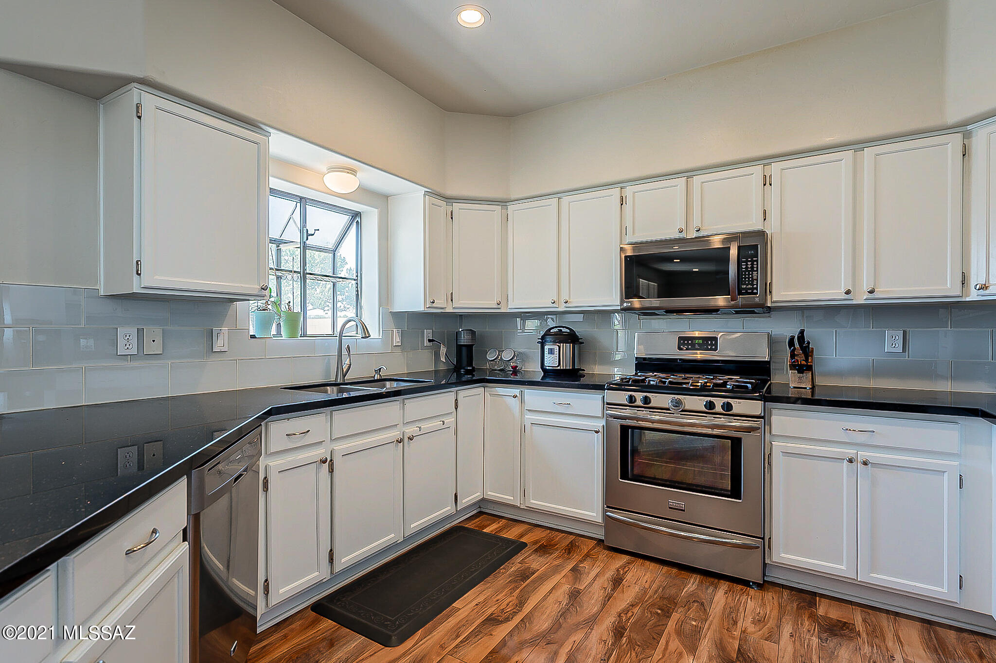 Hills On La Canada (The) - Residential