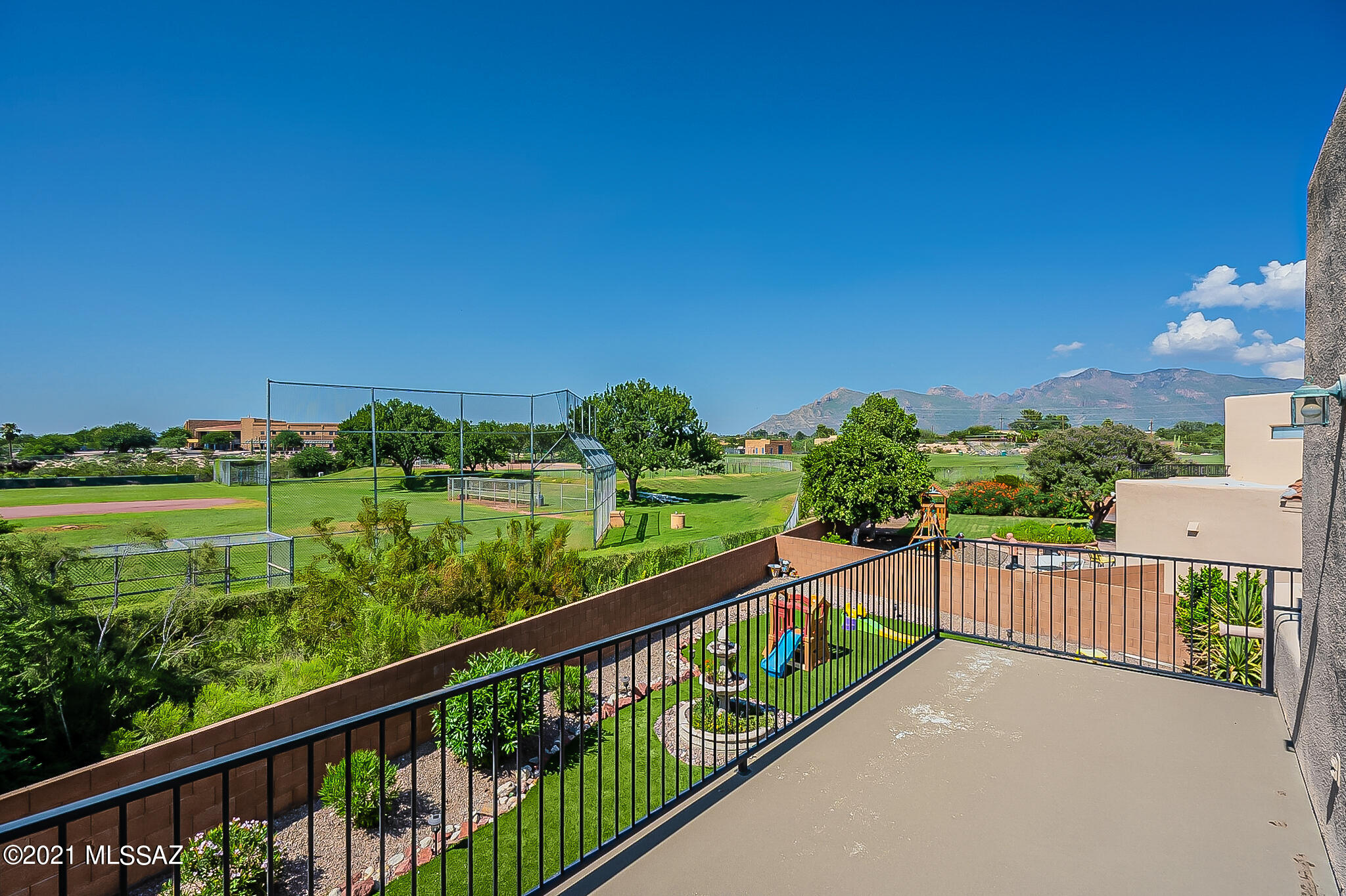 Hills On La Canada (The) - Residential