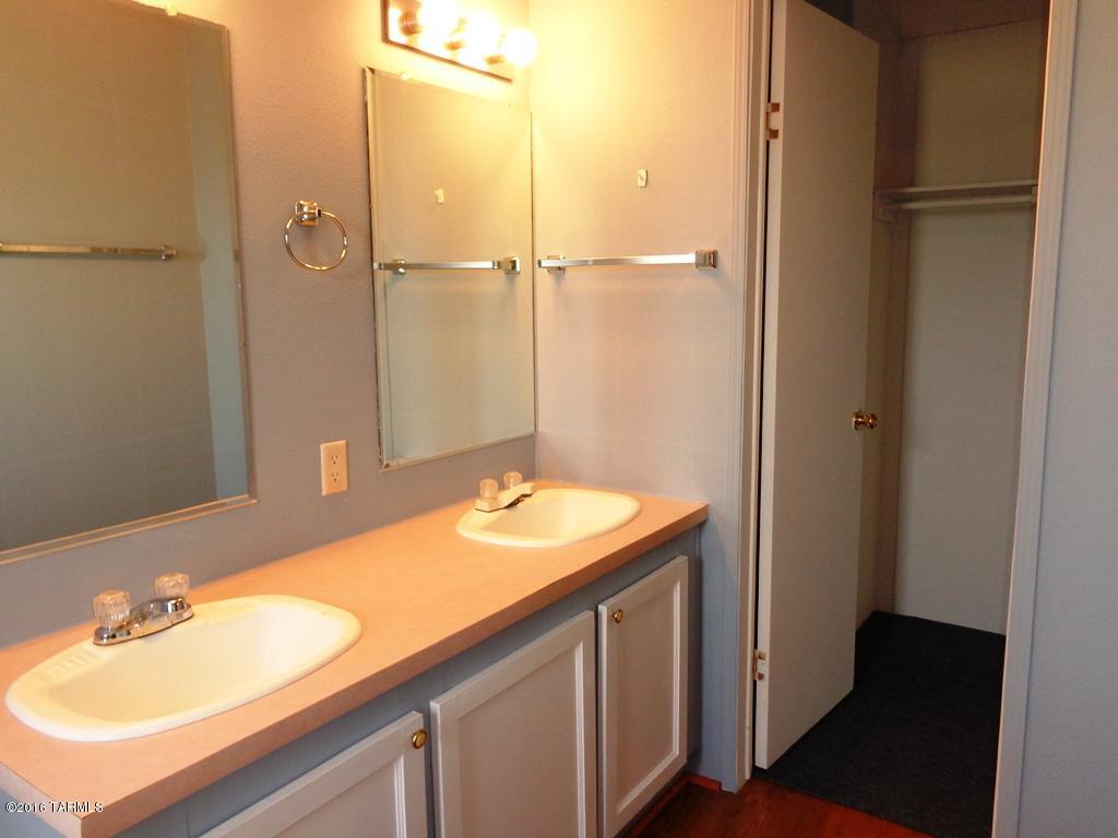 Mescal Lakes - Residential