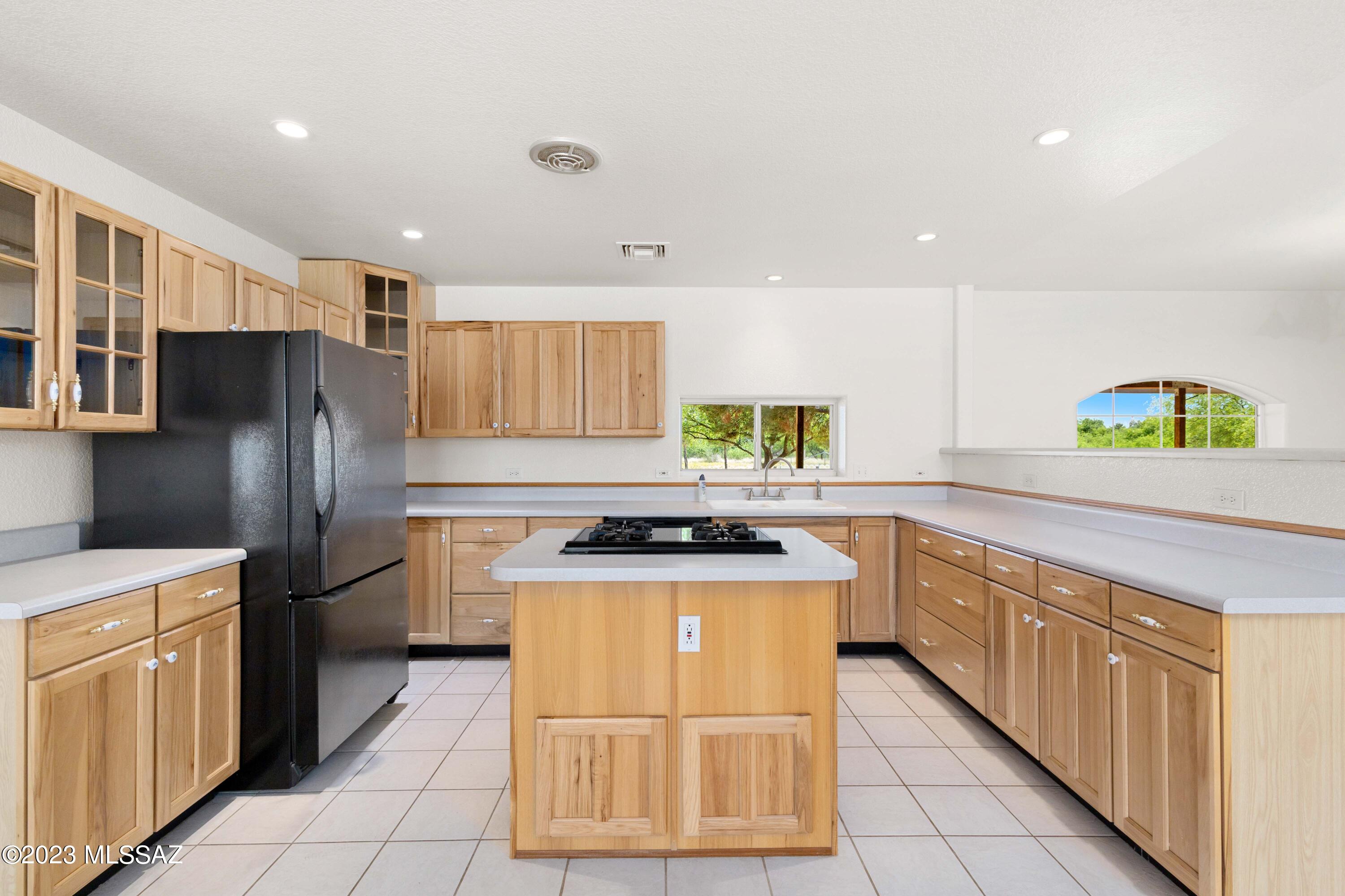 J - Six Ranchettes Unit NO. 7 (205-221, 237-423) - Residential