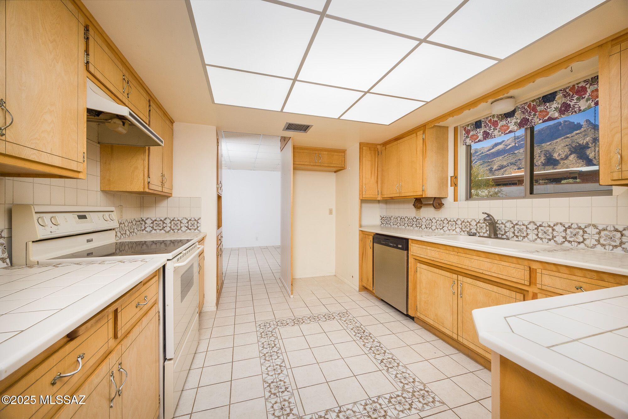 Coronado Foothills Estates - Residential
