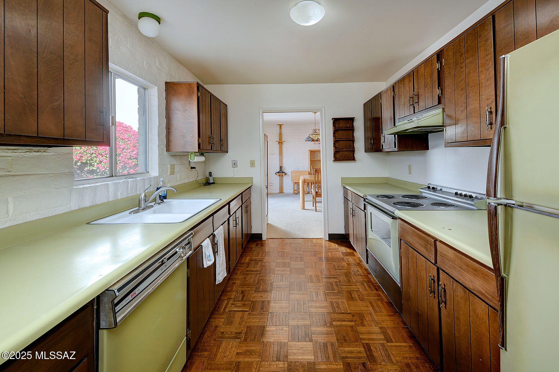 Las Lomitas (1) - Residential
