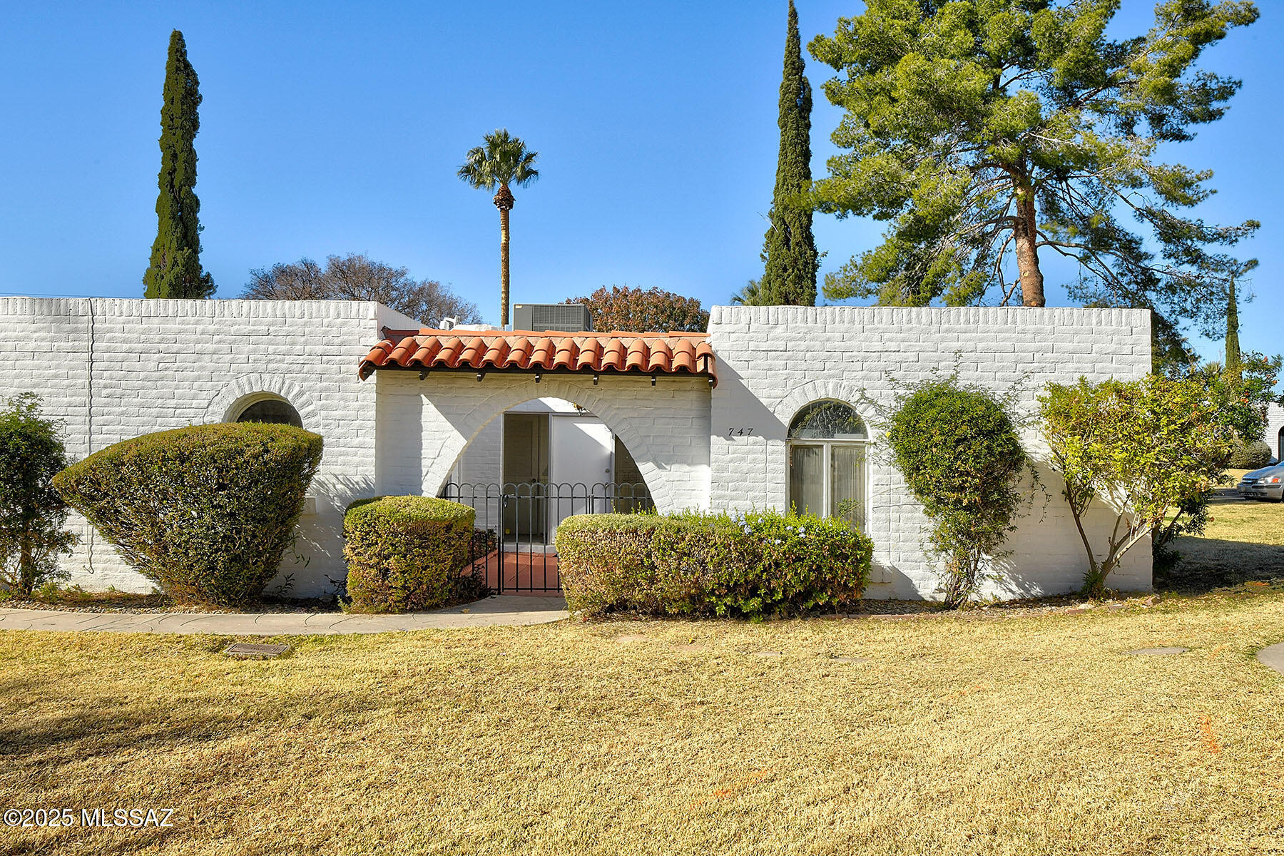 Las Lomitas (1) - Residential
