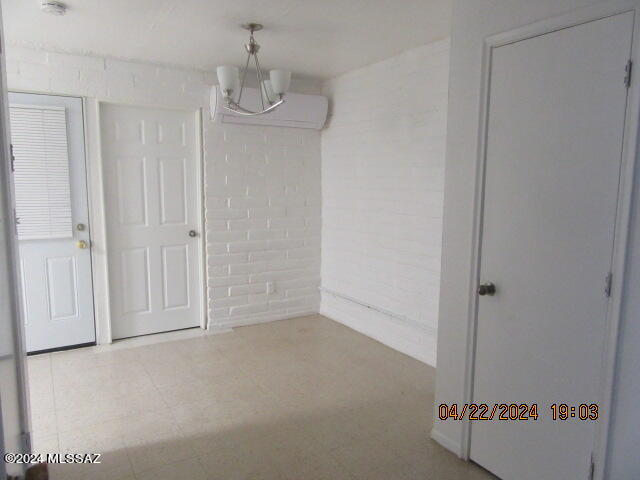 Villa Hermosa - Residential Lease