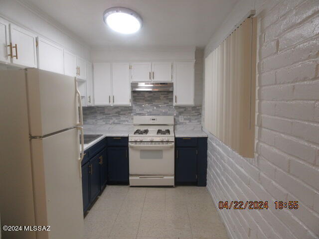 Villa Hermosa - Residential Lease