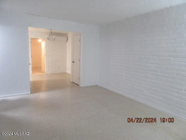 Villa Hermosa - Residential Lease